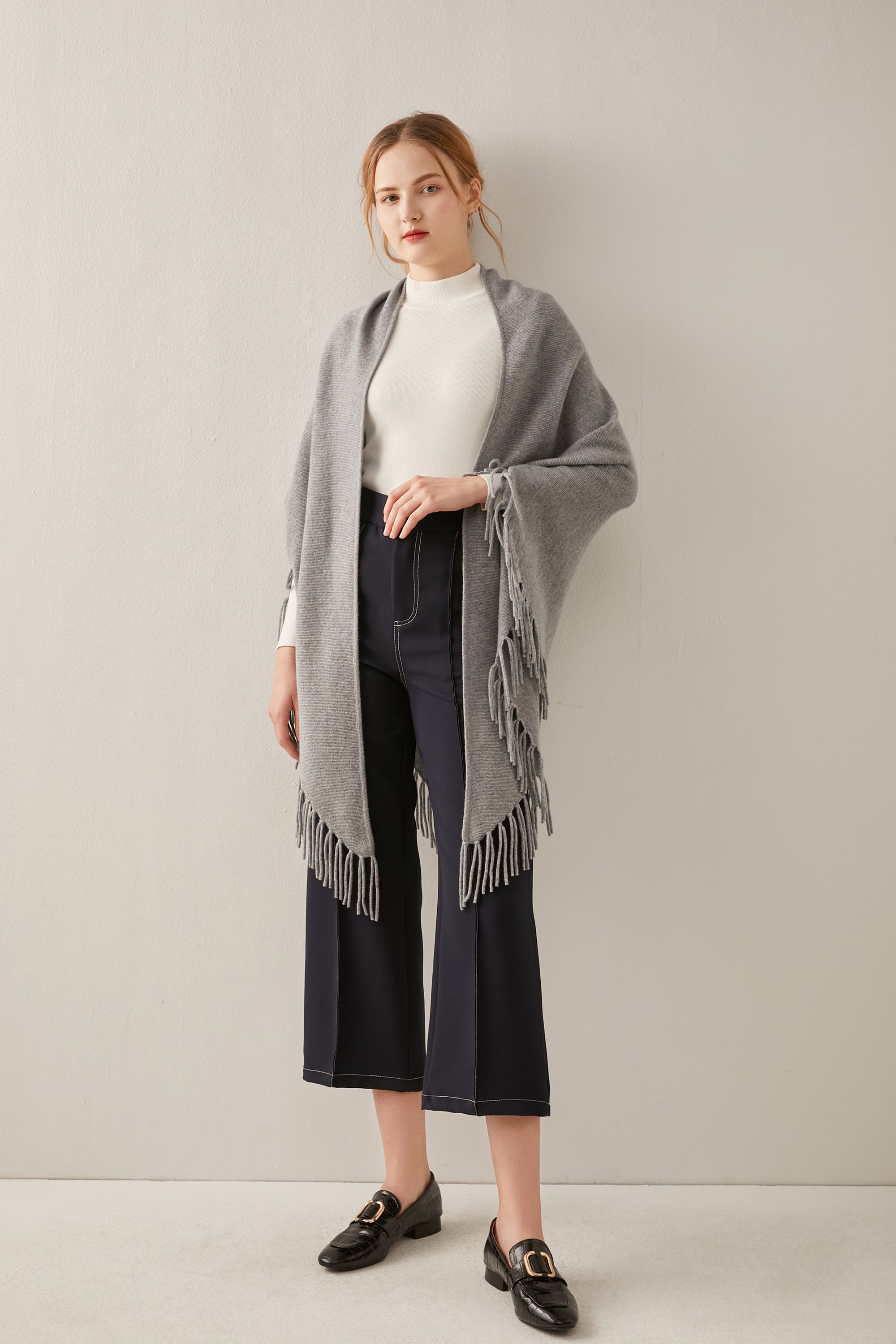 Double Reverse Stitch Tassel Shawl