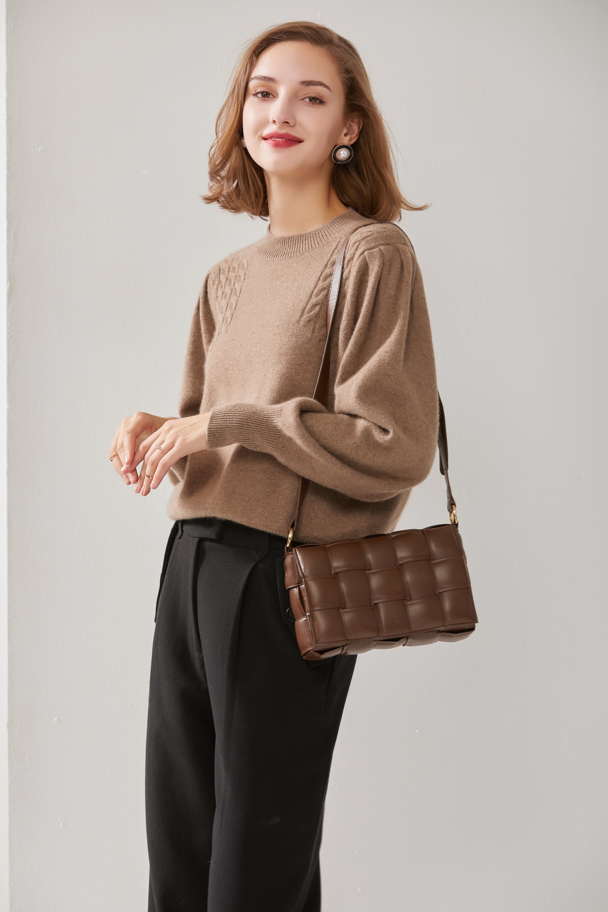Round Neck Thickened Twisted Puff Sleeves Women's Suit