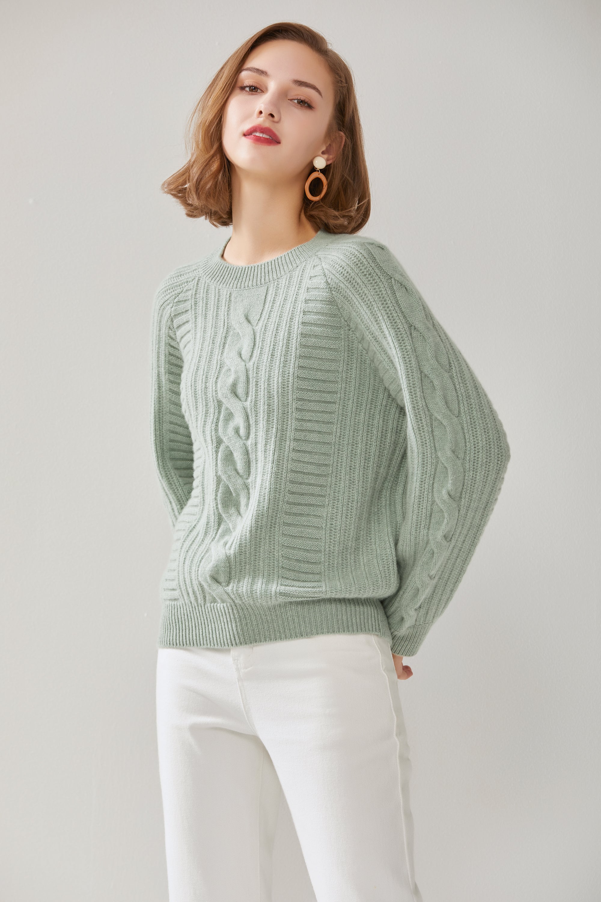 Round Neck Thick Floral Pullover