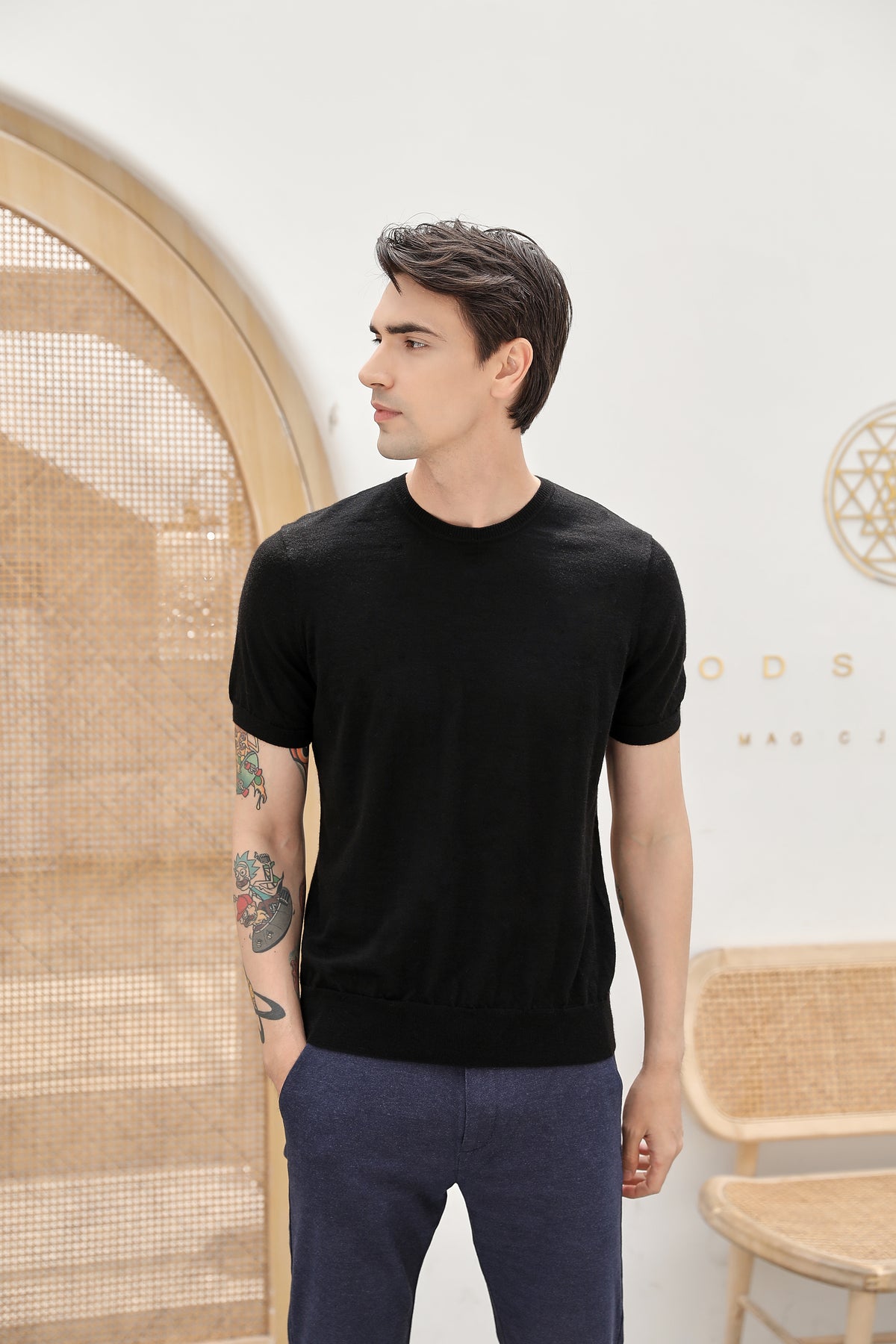 Round Neck Short Sleeves
