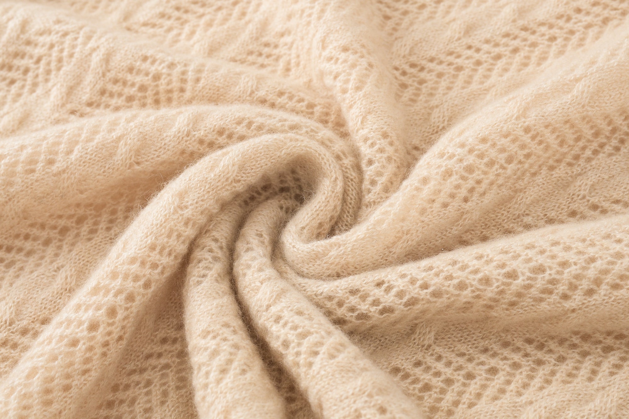 Cashmere Mesh Shawl