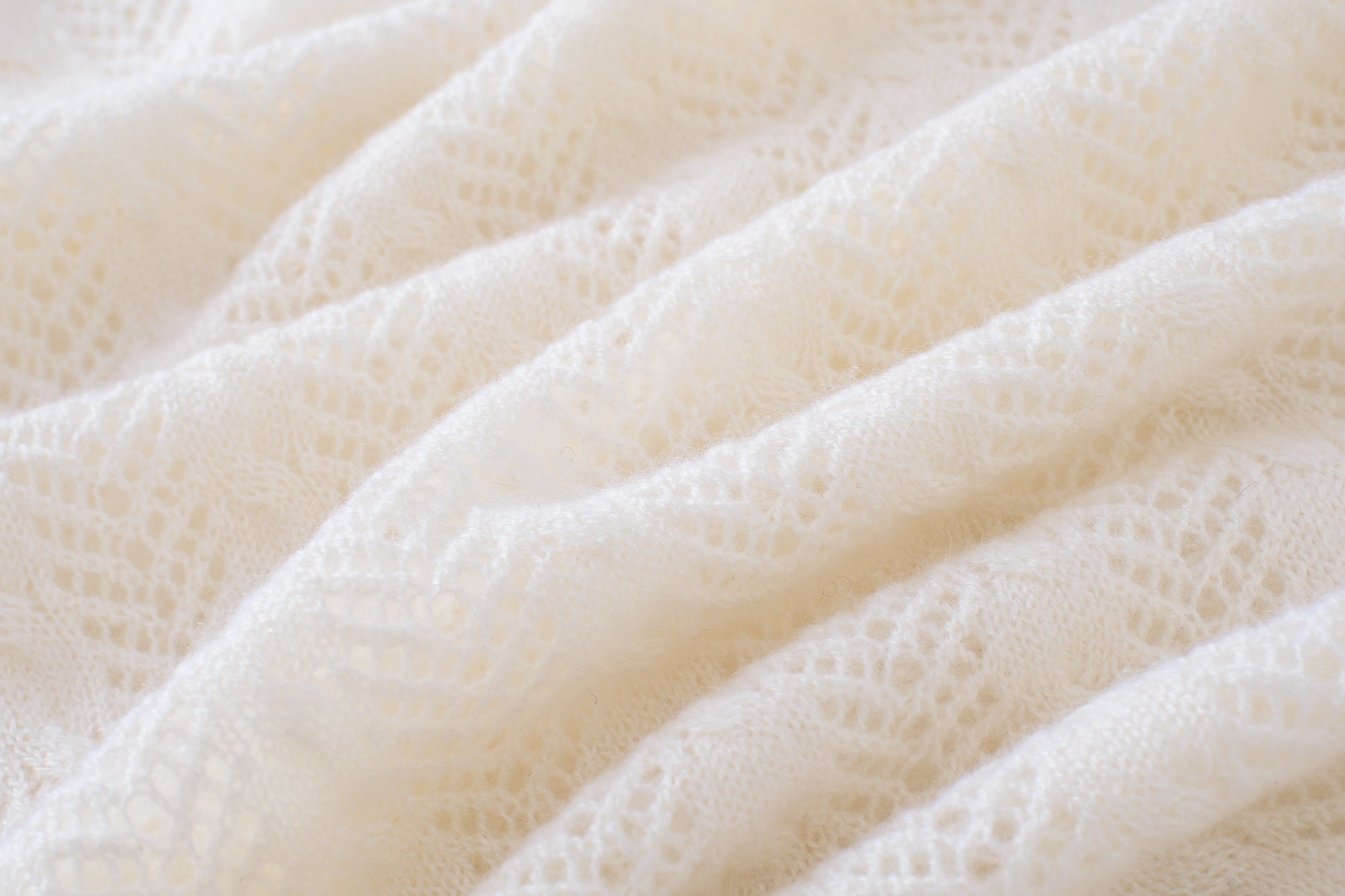Cashmere Mesh Shawl