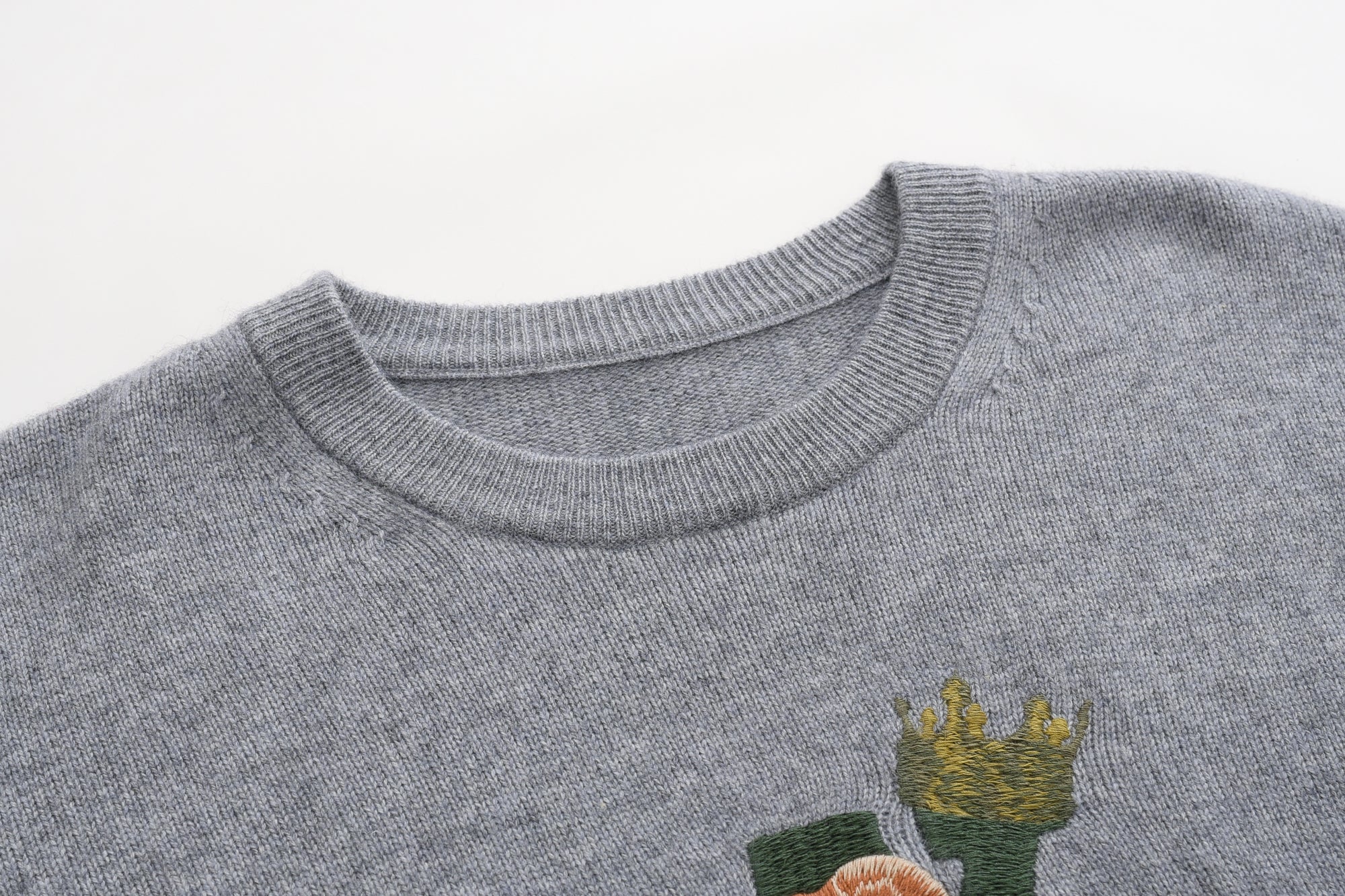 Round Neck Thickened Decorative Cashmere Sweater