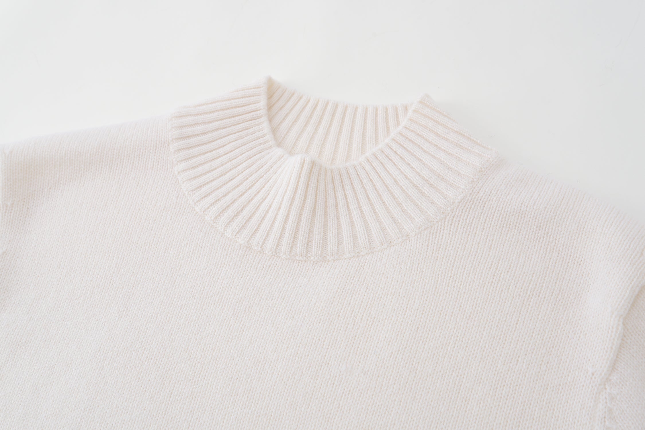 Half Turtleneck Thick Pullover