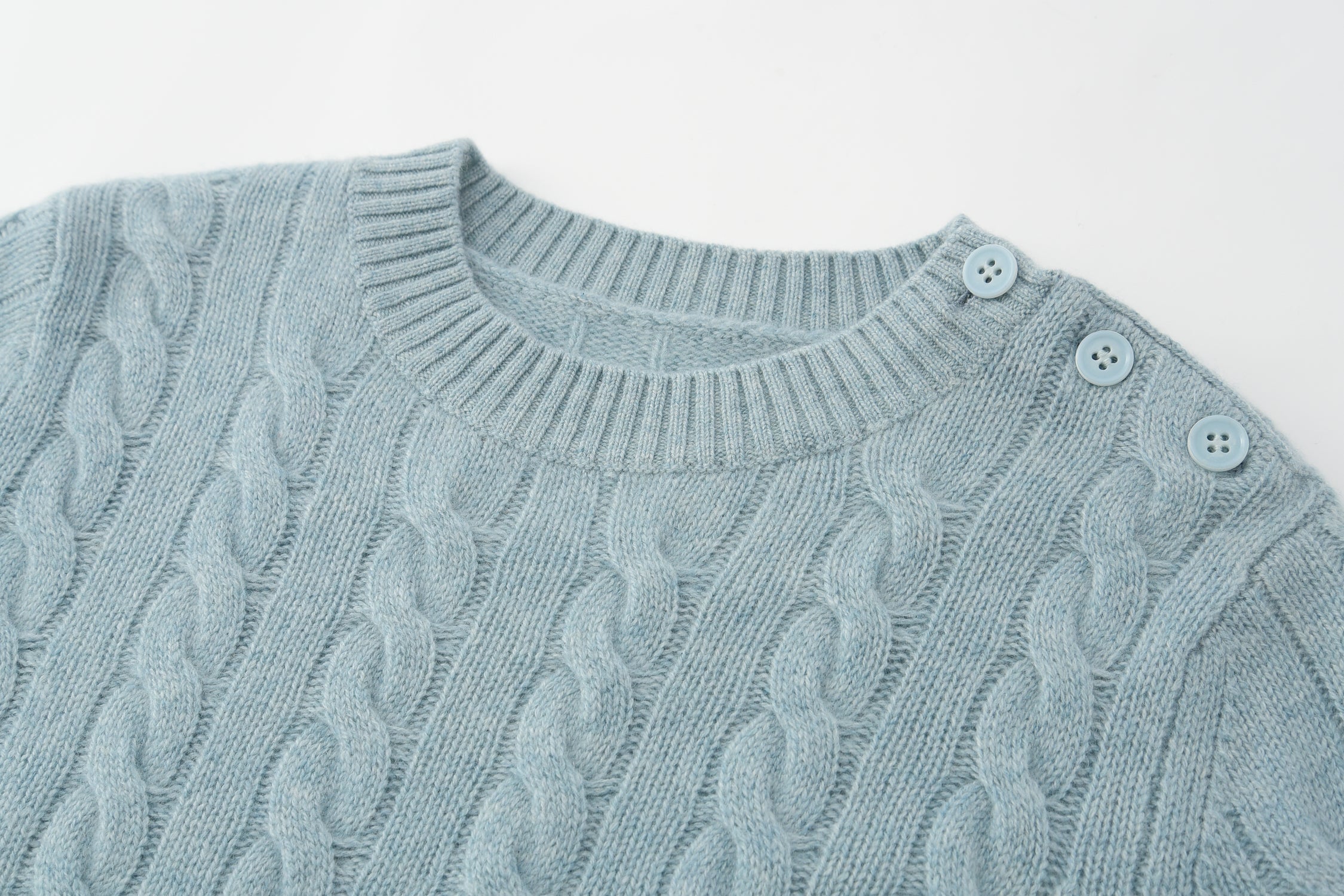 Crew Neck Cable Pullover