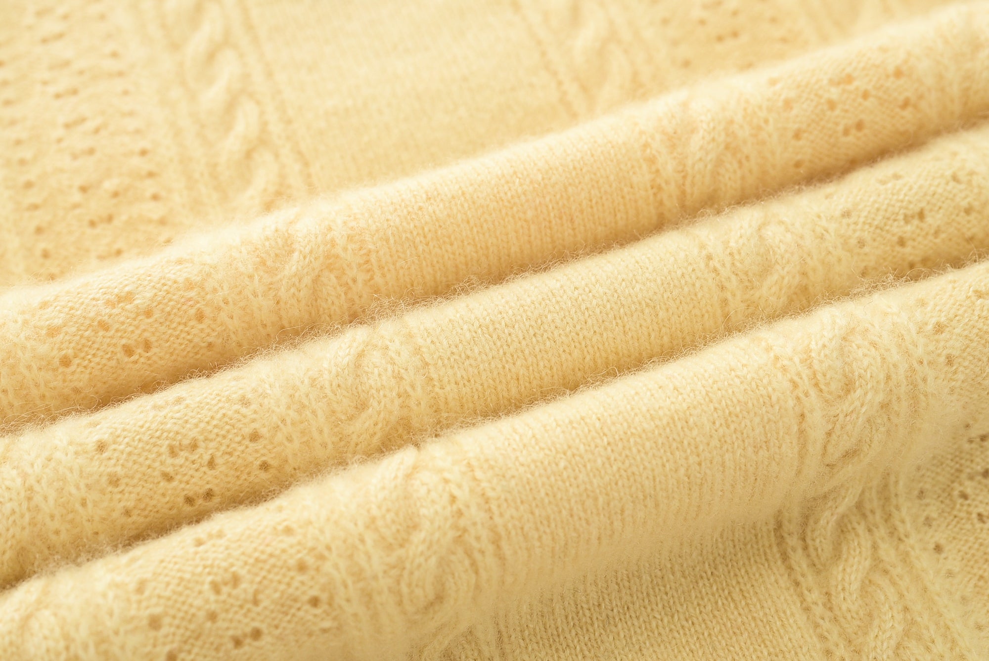 T-shirt Collar Cable-knit Sweatshirt