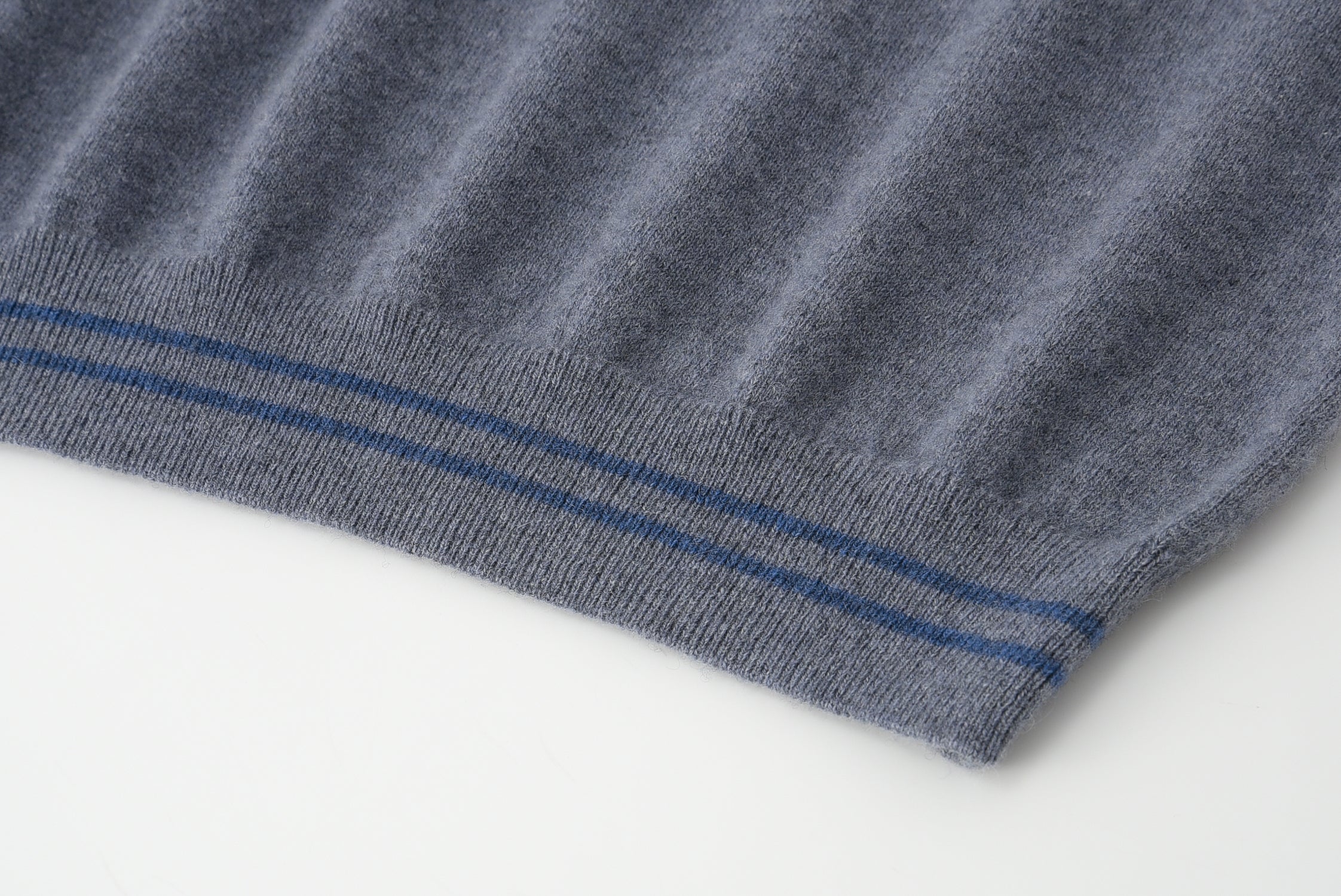 Round Neck Cashmere Sweater