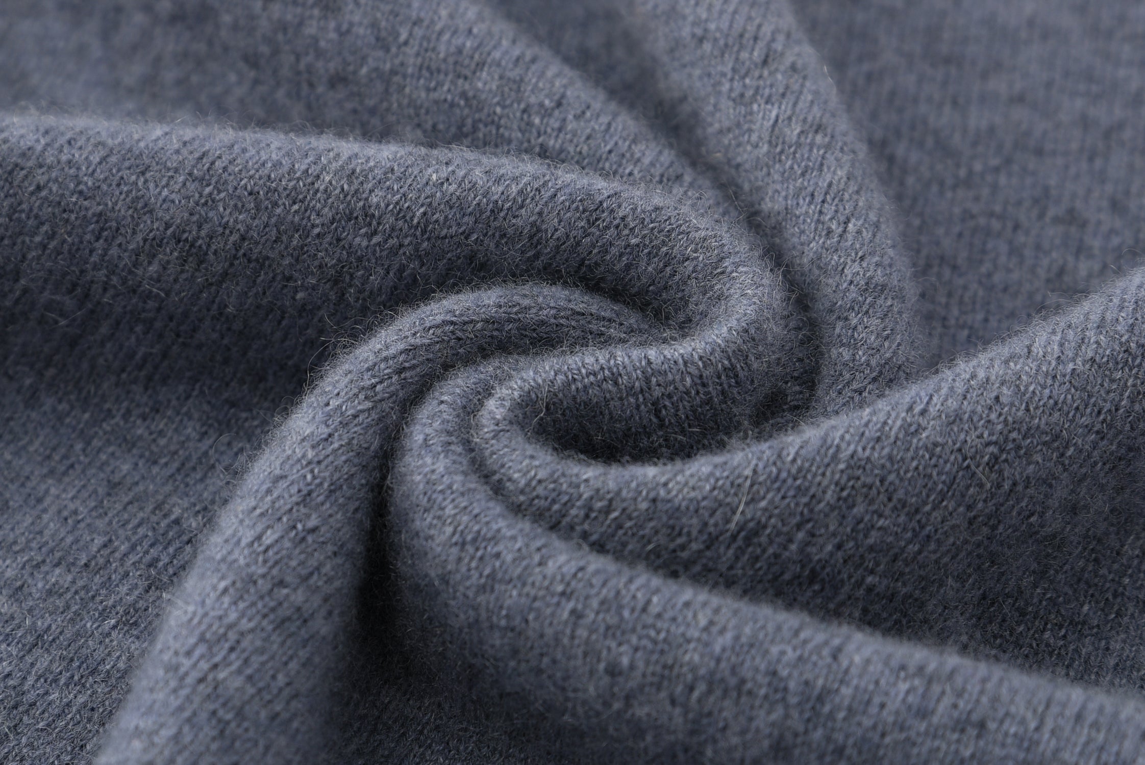 Round Neck Cashmere Sweater