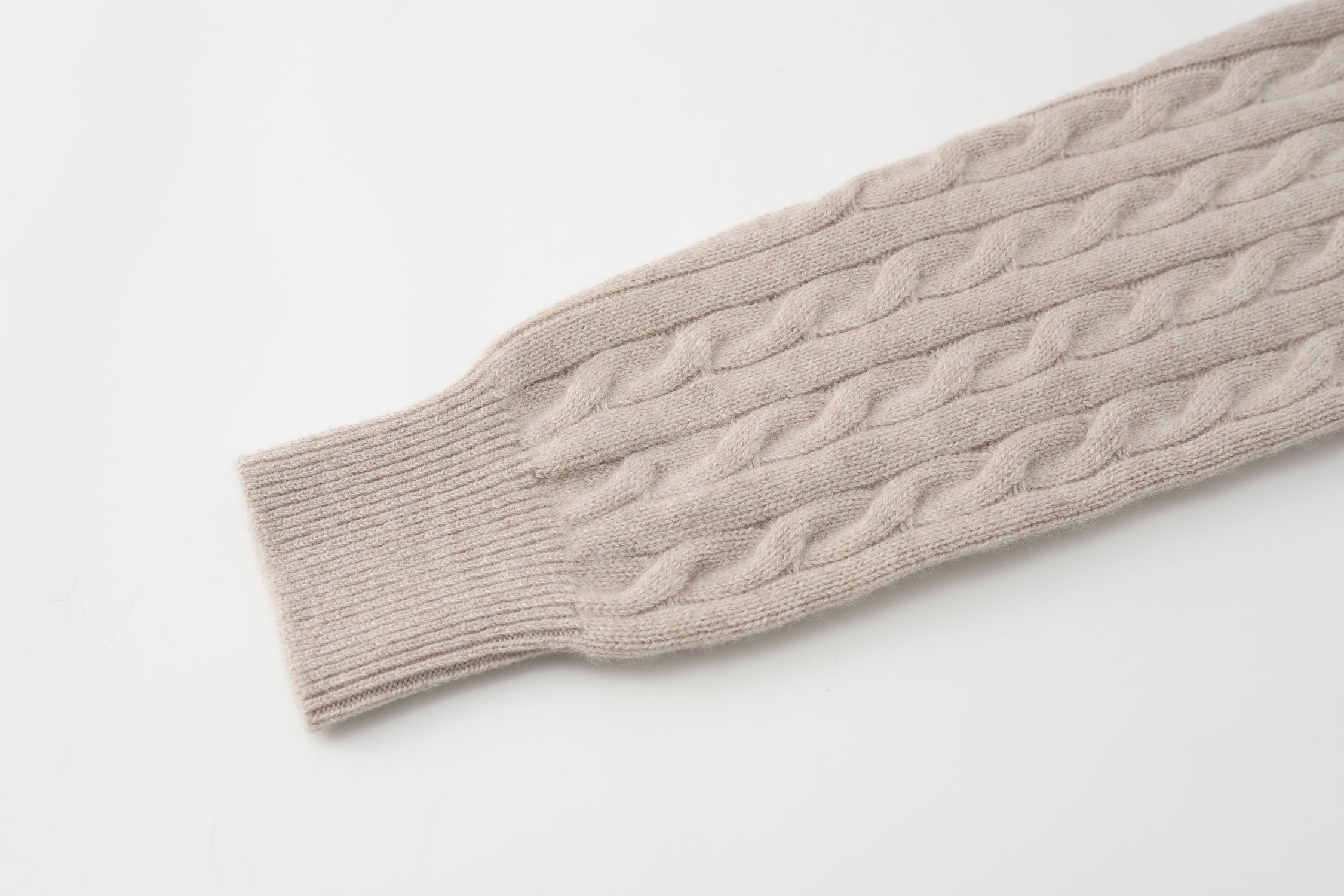 Turtleneck Thick Cable Pullover