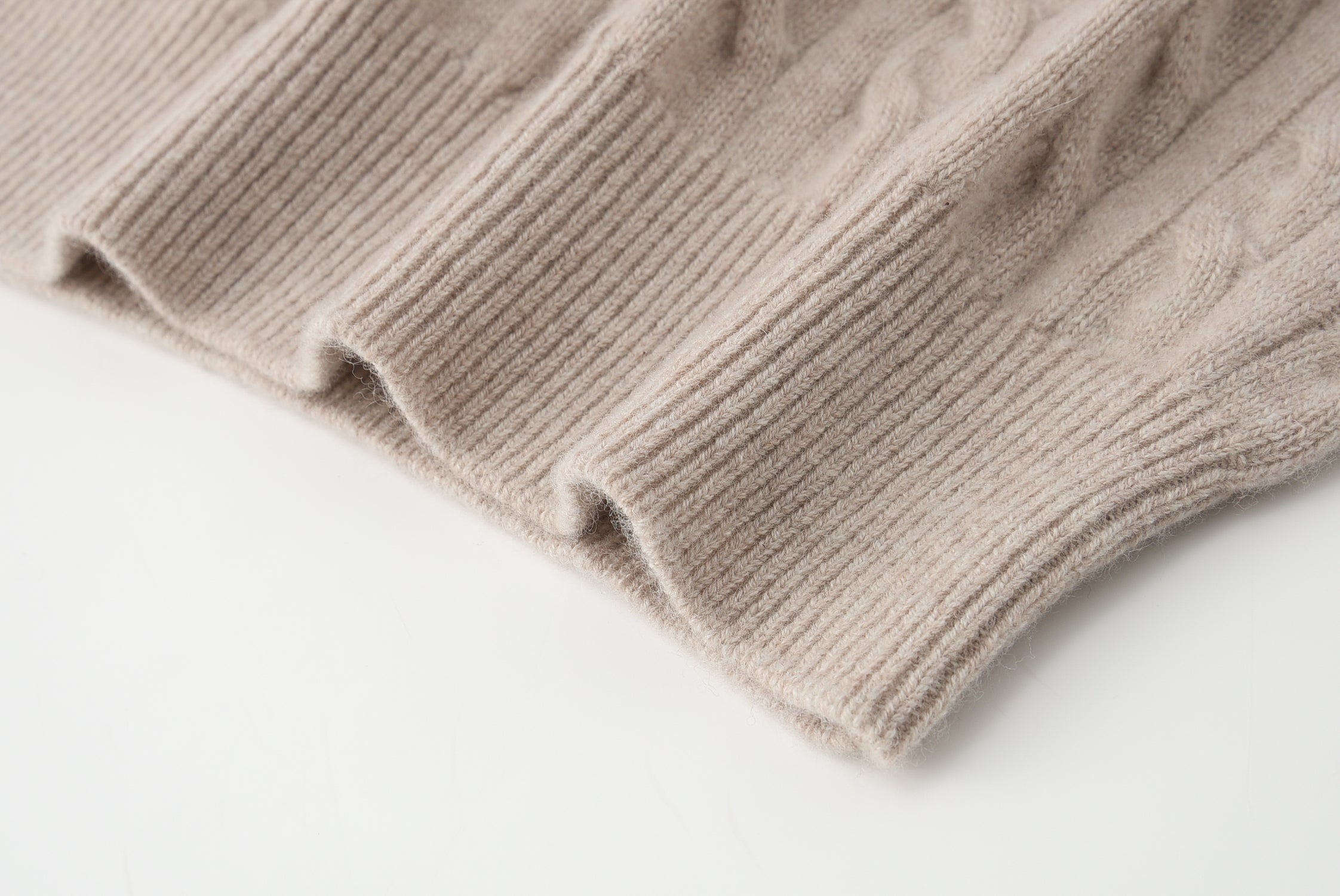 Turtleneck Thick Cable Pullover