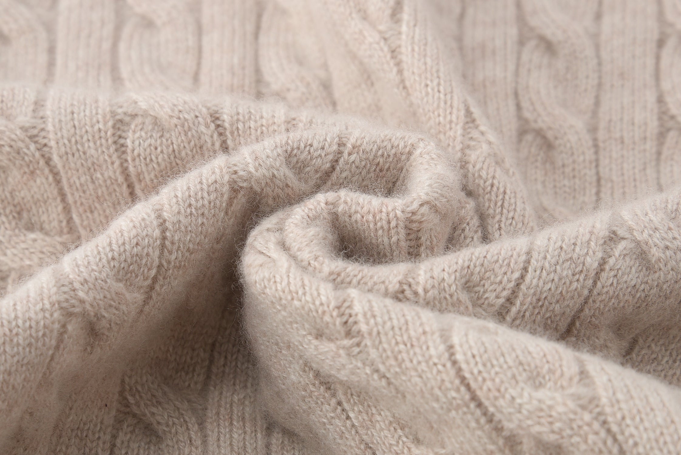 Turtleneck Thick Cable Pullover