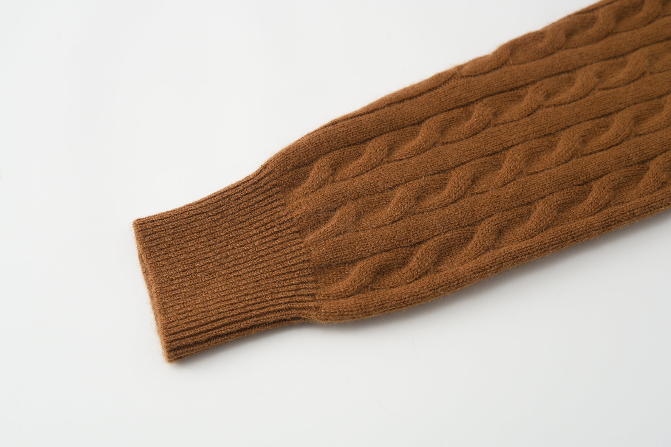 Crew Neck Thickened Cable Knit Cashmere Pullover
