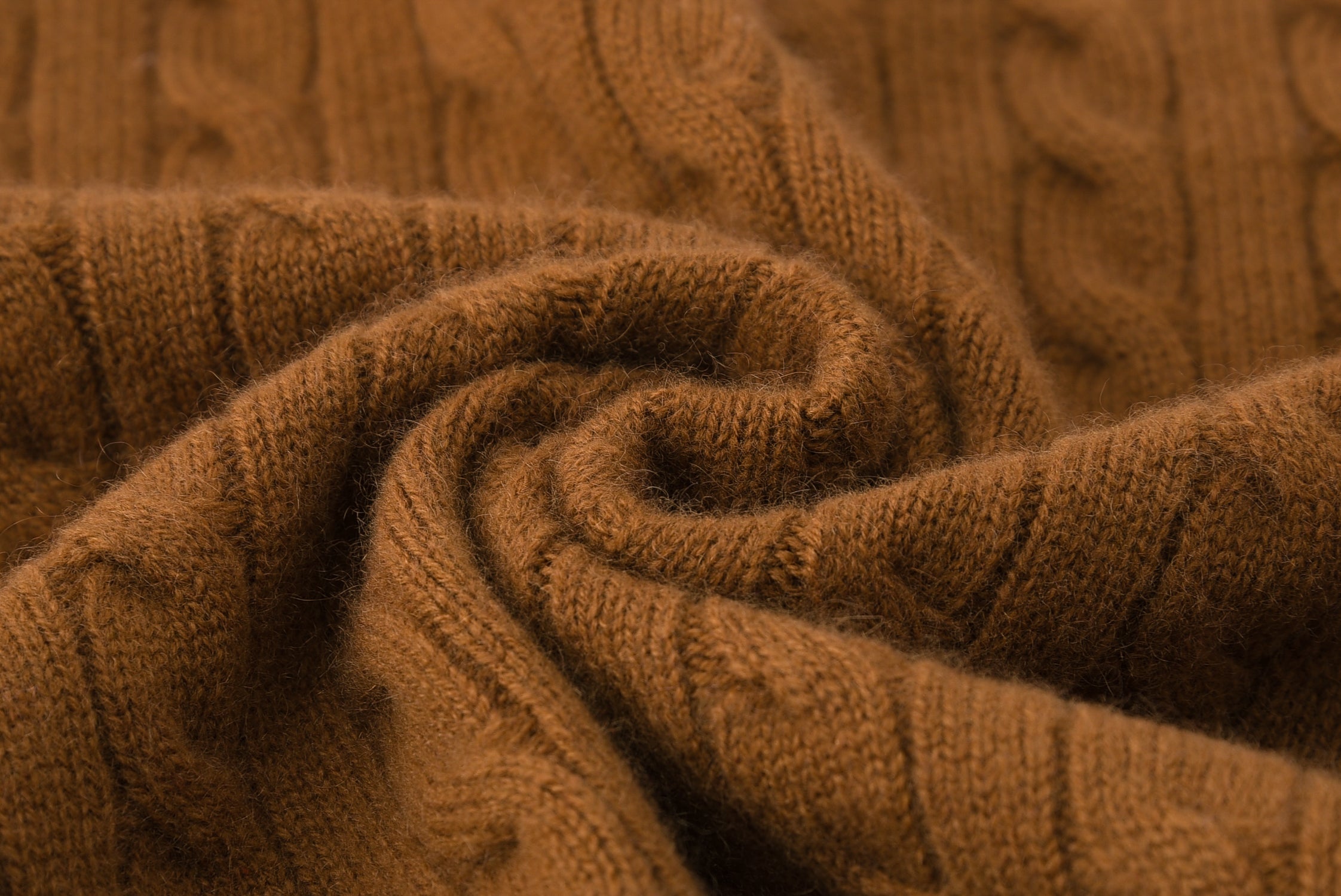 Crew Neck Thickened Cable Knit Cashmere Pullover