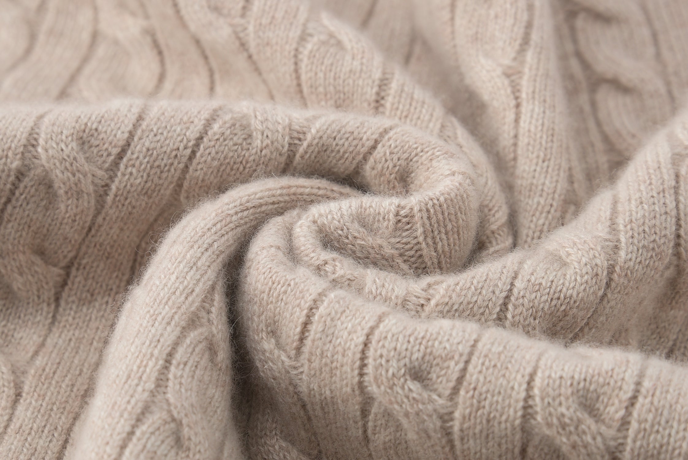 Crew Neck Thickened Cable Knit Cashmere Pullover
