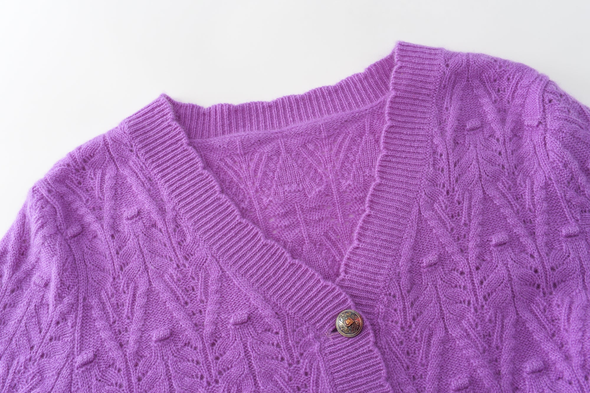V-Neck Thickened Mesh Cable Cardigan