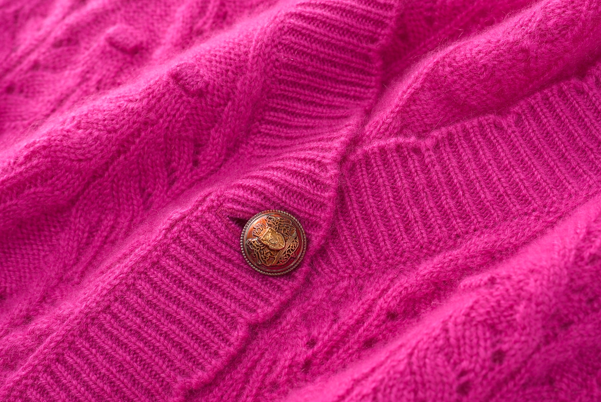 V-Neck Thickened Mesh Cable Cardigan