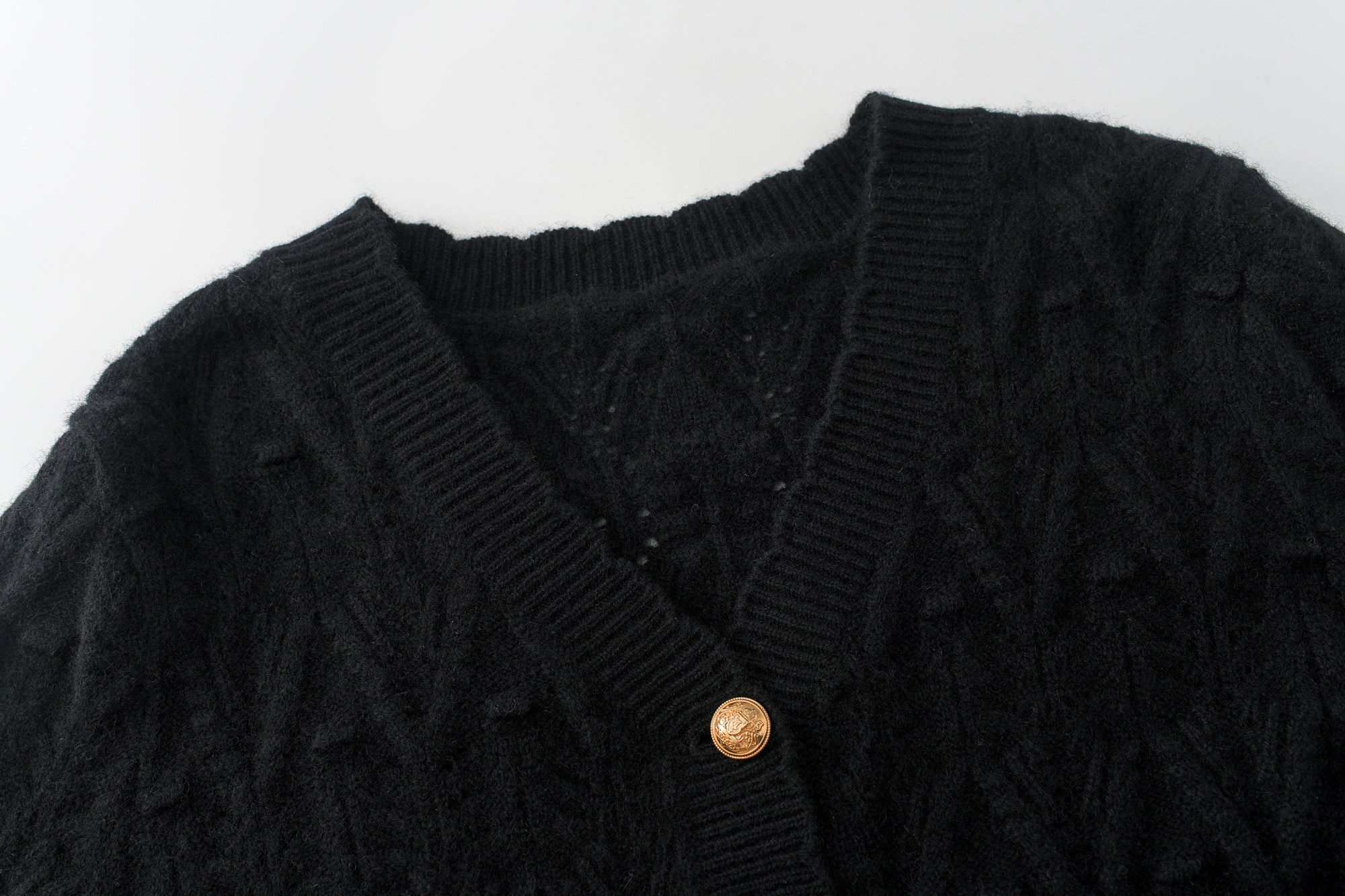 V-Neck Thickened Mesh Cable Cardigan