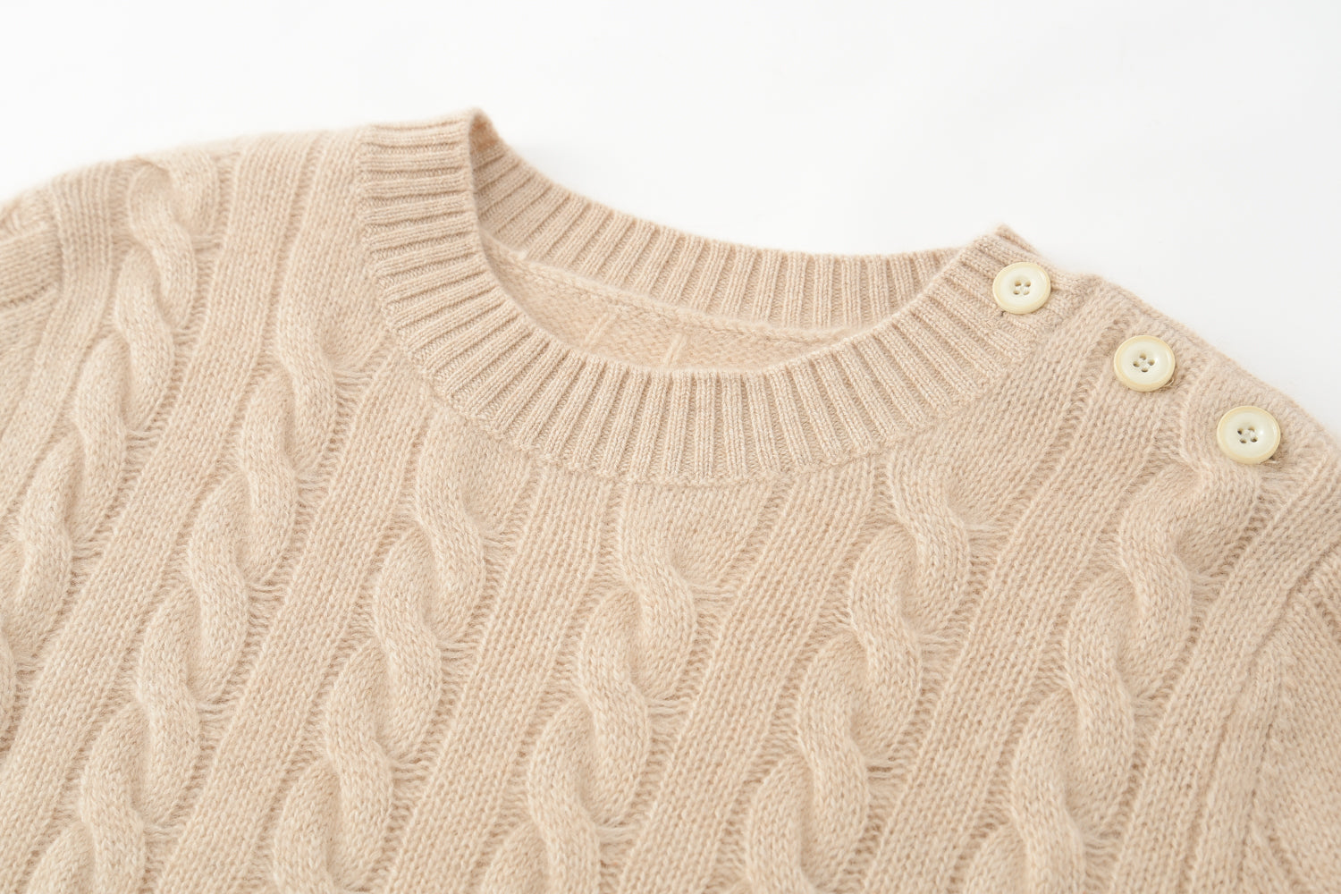 Crew Neck Cable Pullover