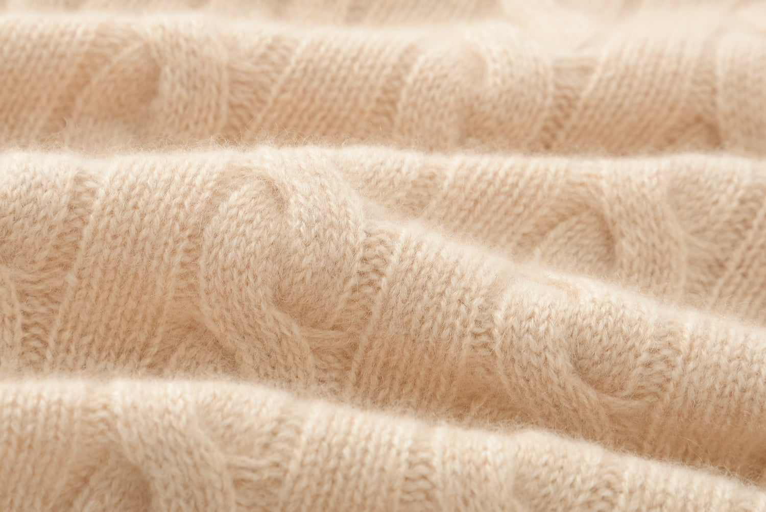 Crew Neck Cable Pullover
