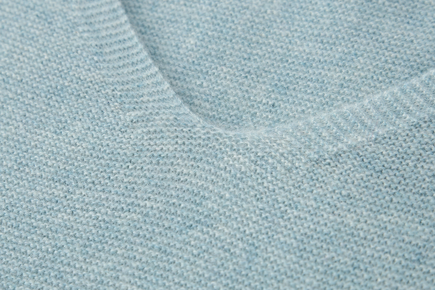 V-Neck Double Stitch Lantern Sleeve Pullover