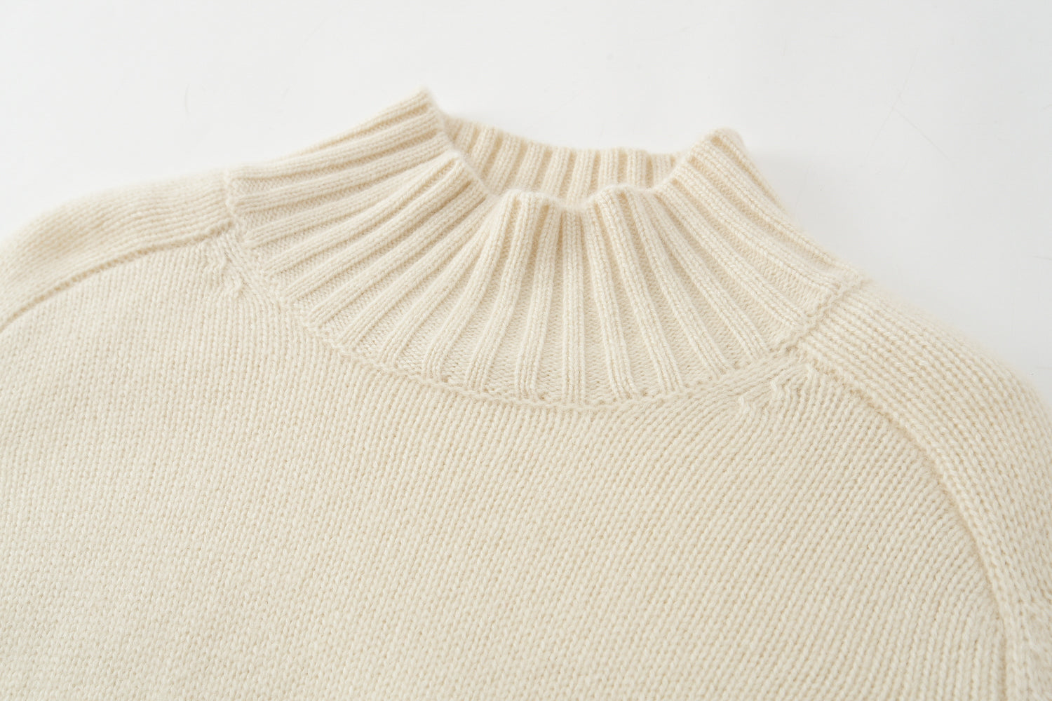 Mock Neck Twisted Flower Pullover Cashmere Sweater