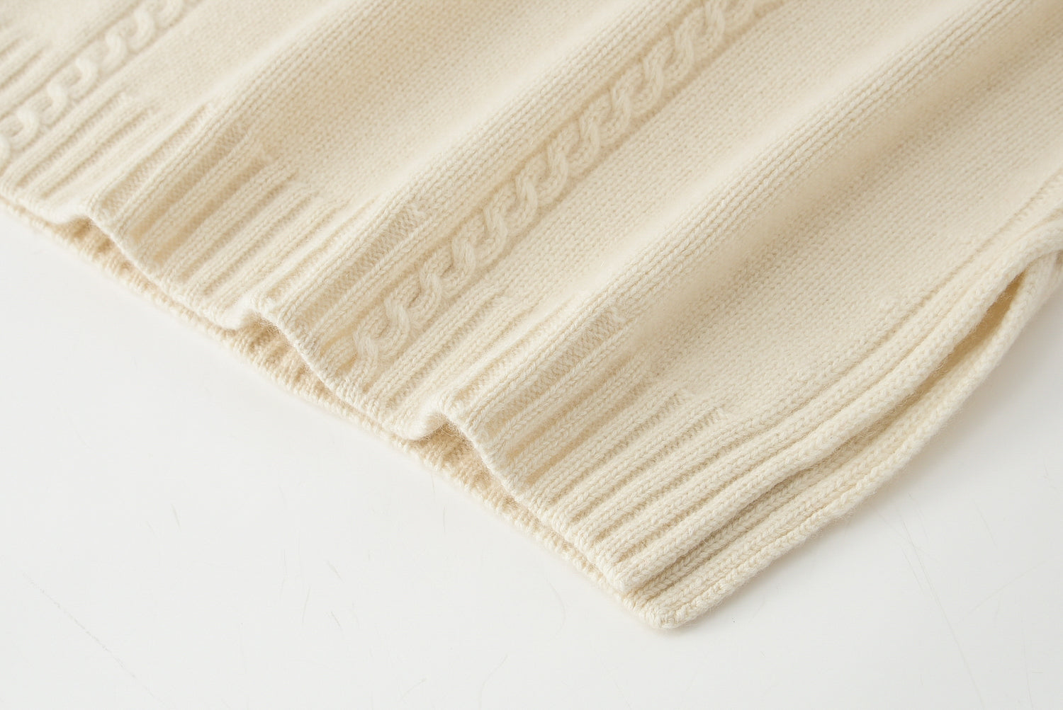 Mock Neck Twisted Flower Pullover Cashmere Sweater