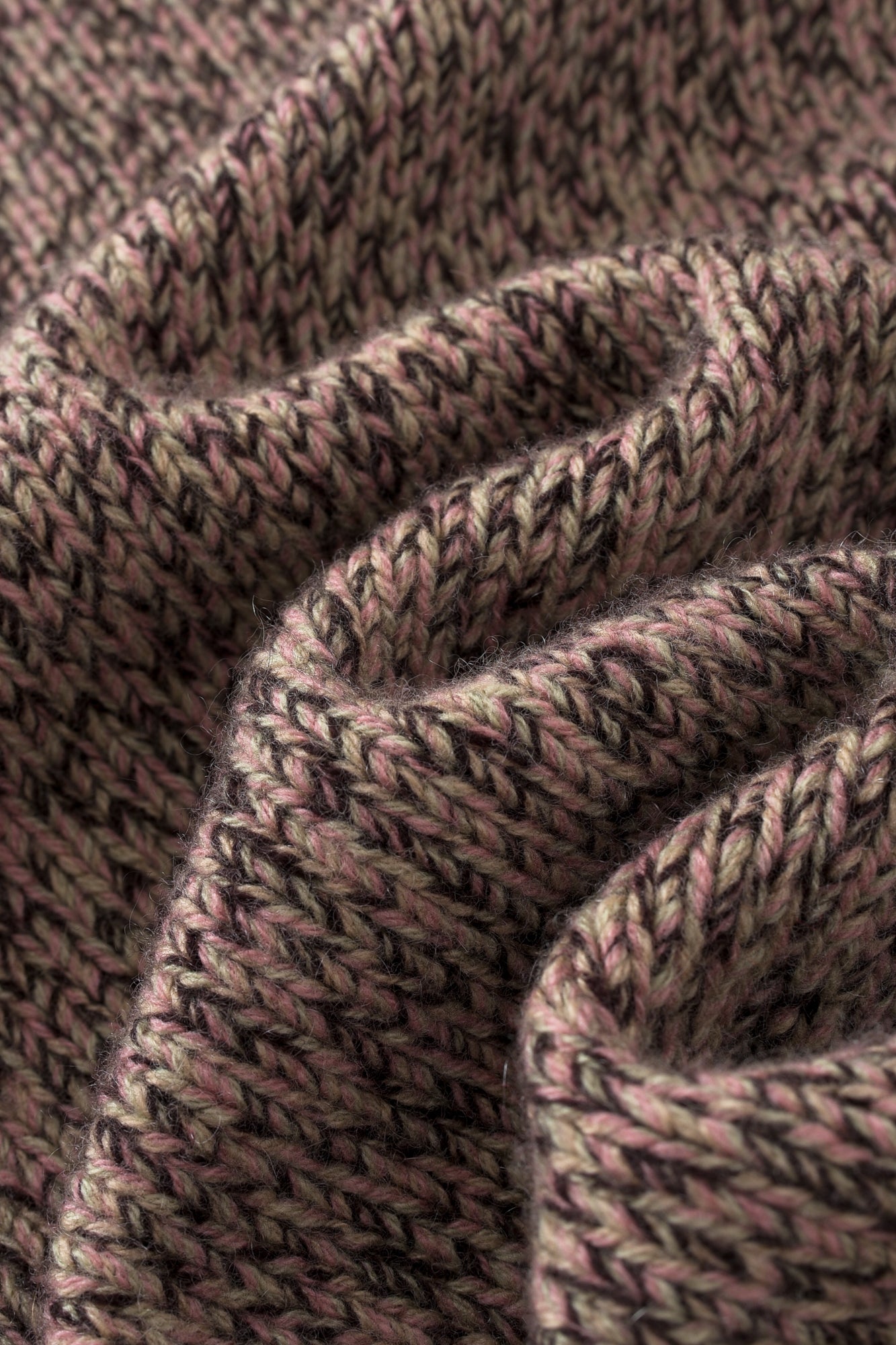 Round Neck Fancy Yarn Thick Pullover