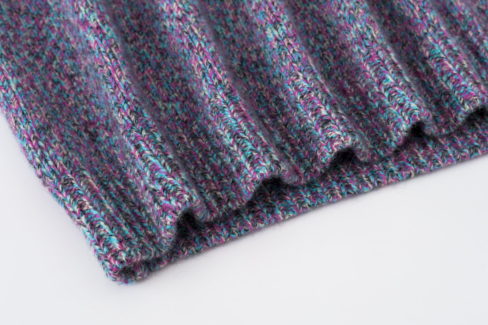 Round Neck Fancy Yarn Thick Pullover