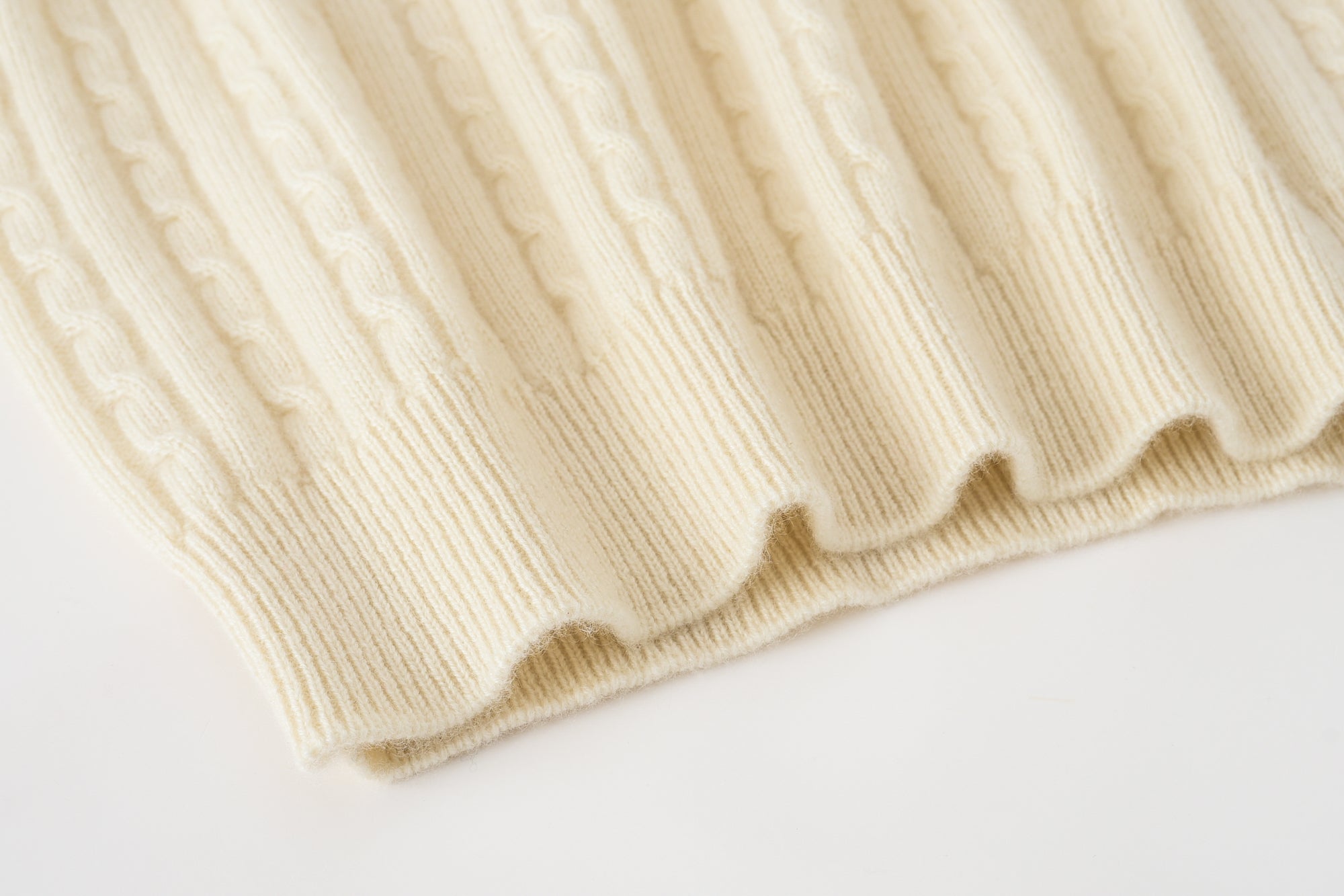 Lapel Half-open Cable Cardigan