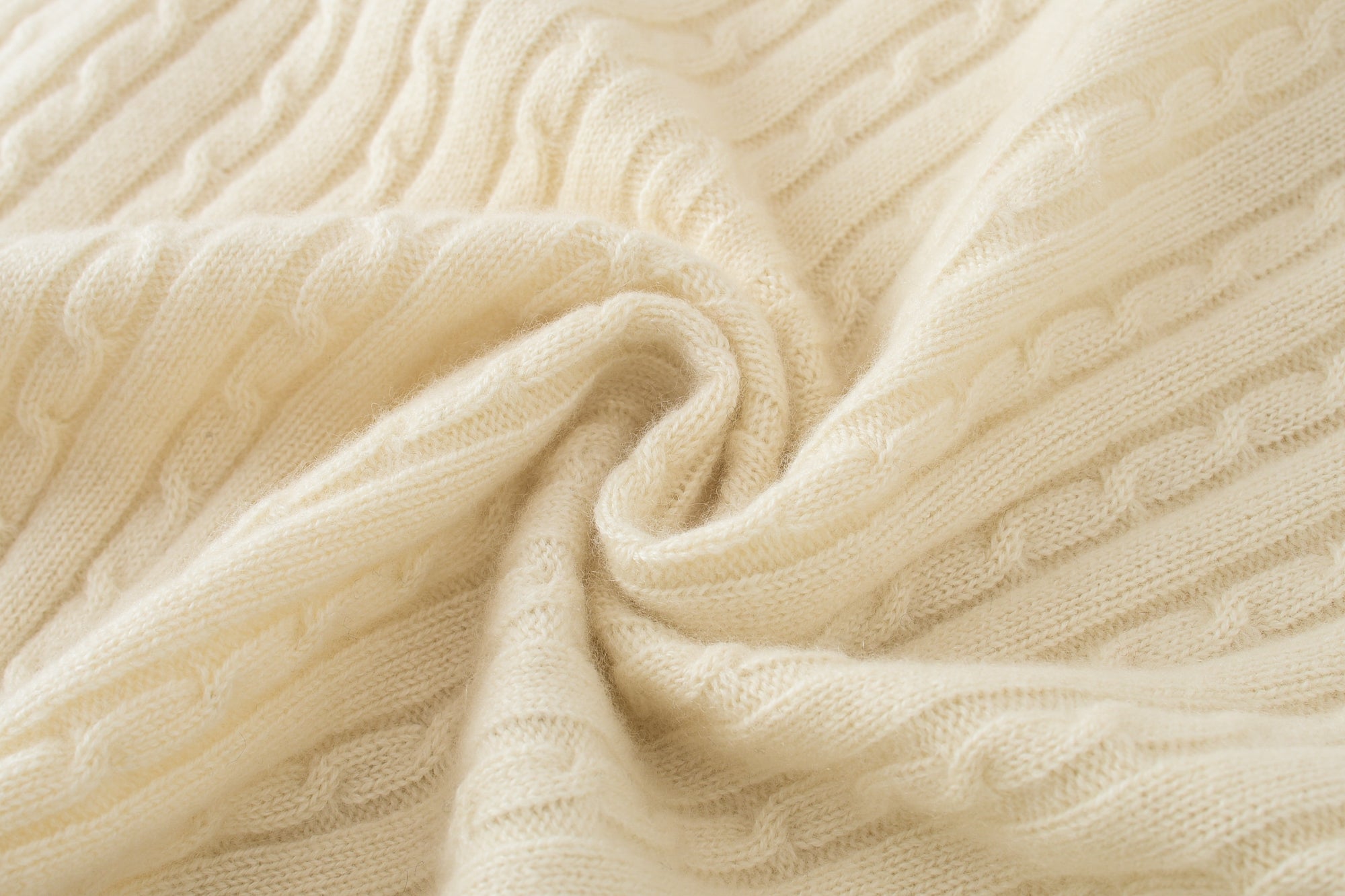 Lapel Half-open Cable Cardigan
