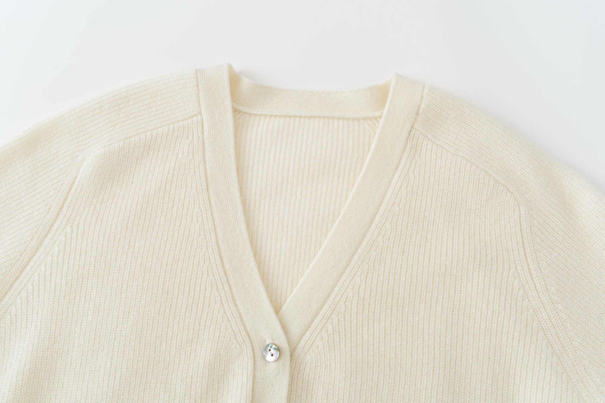 V-Neck Single-Breasted Cardigan