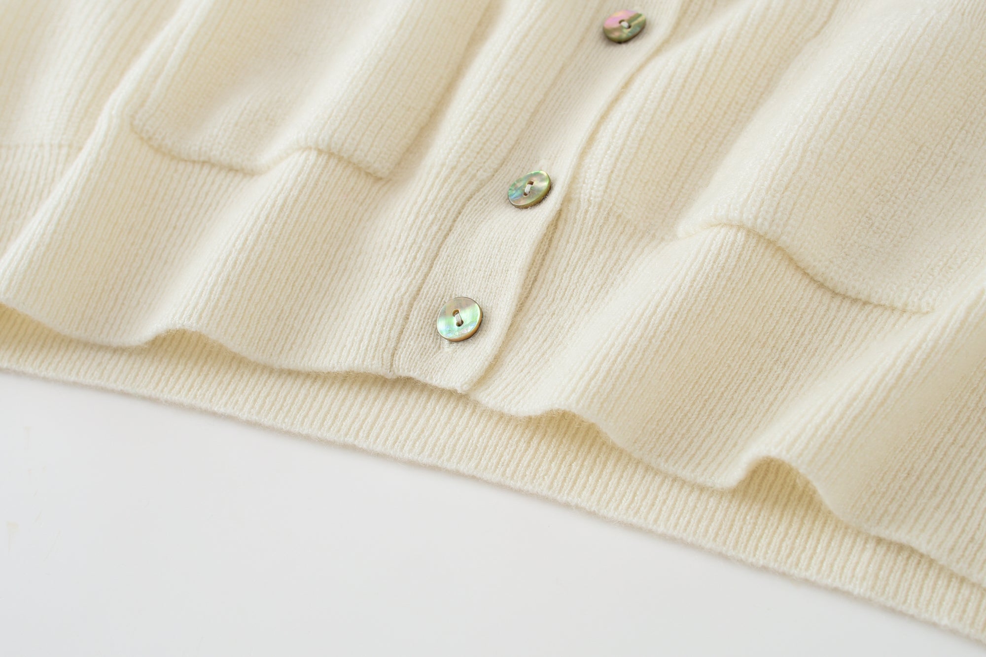 V-Neck Single-Breasted Cardigan