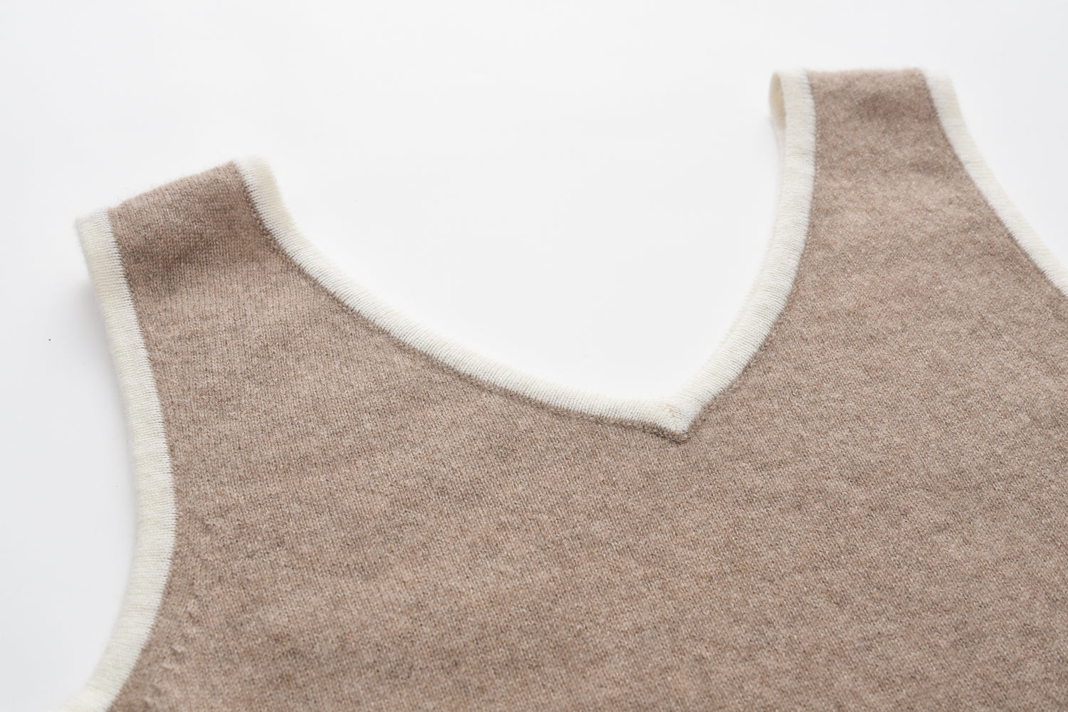 V-neck mid-length women's cardigan