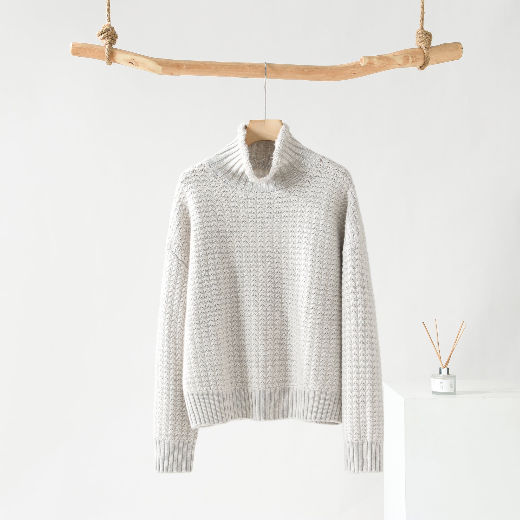 Stand Collar Thickened Floral Pullover