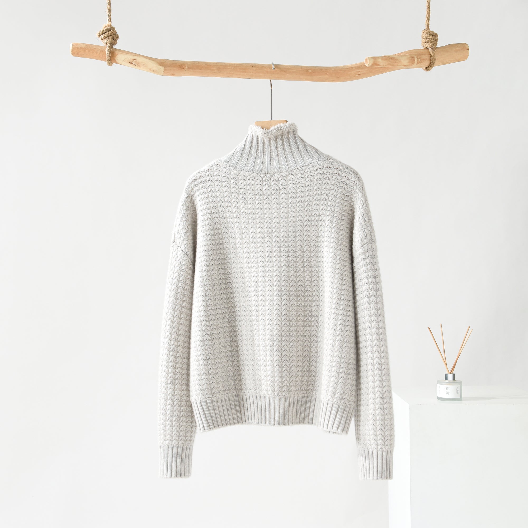 Stand Collar Thickened Floral Pullover