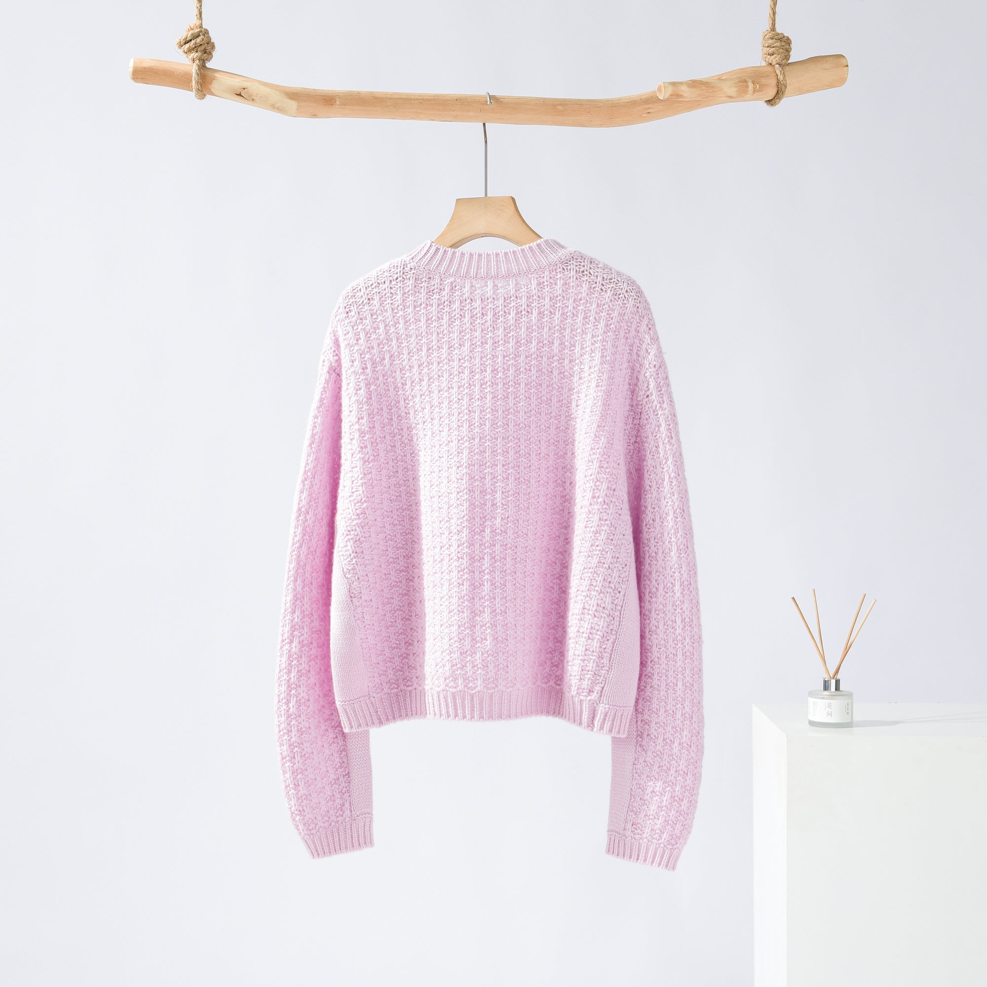 Round Neck Floral Pullover