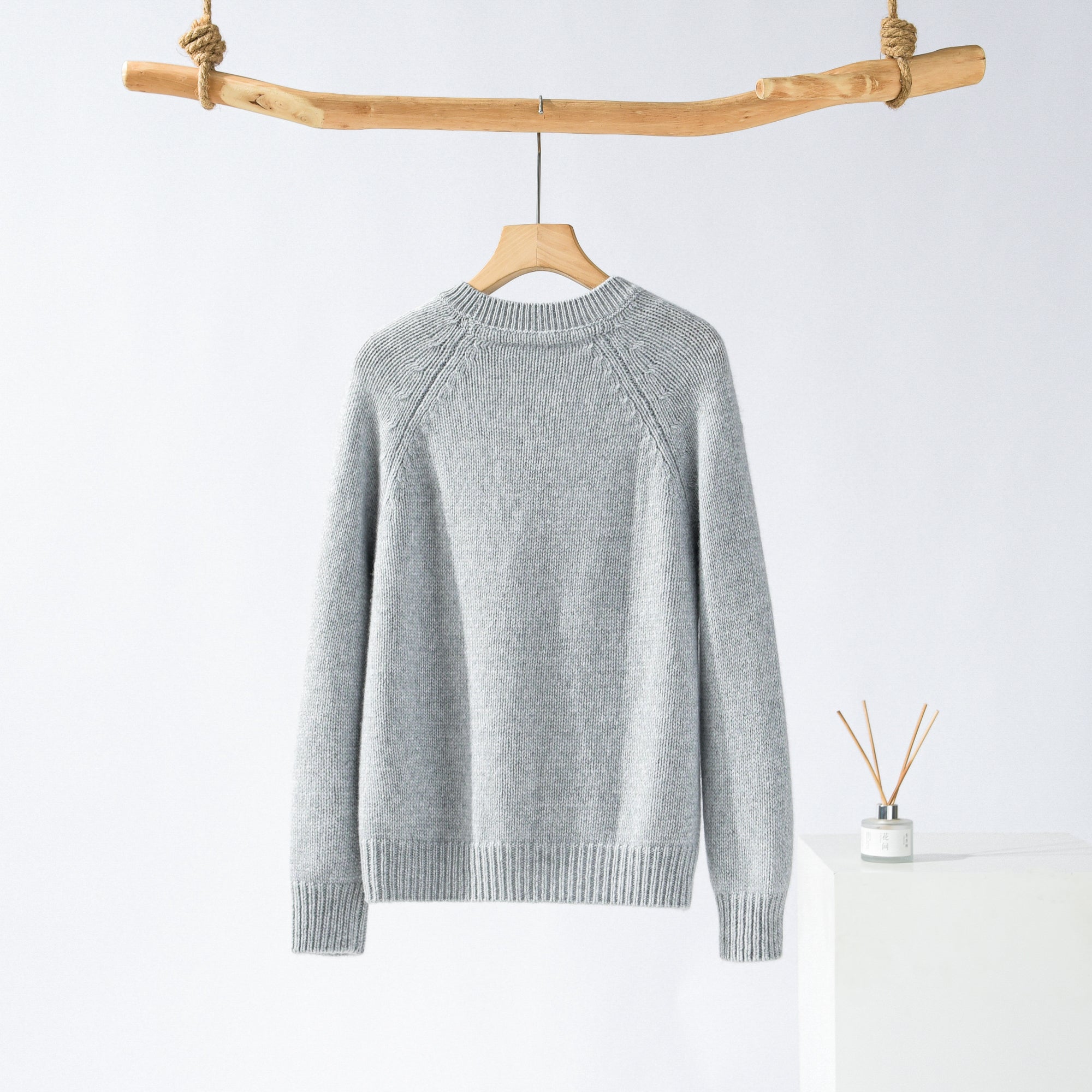 Round Neck Fancy Yarn Thick Pullover