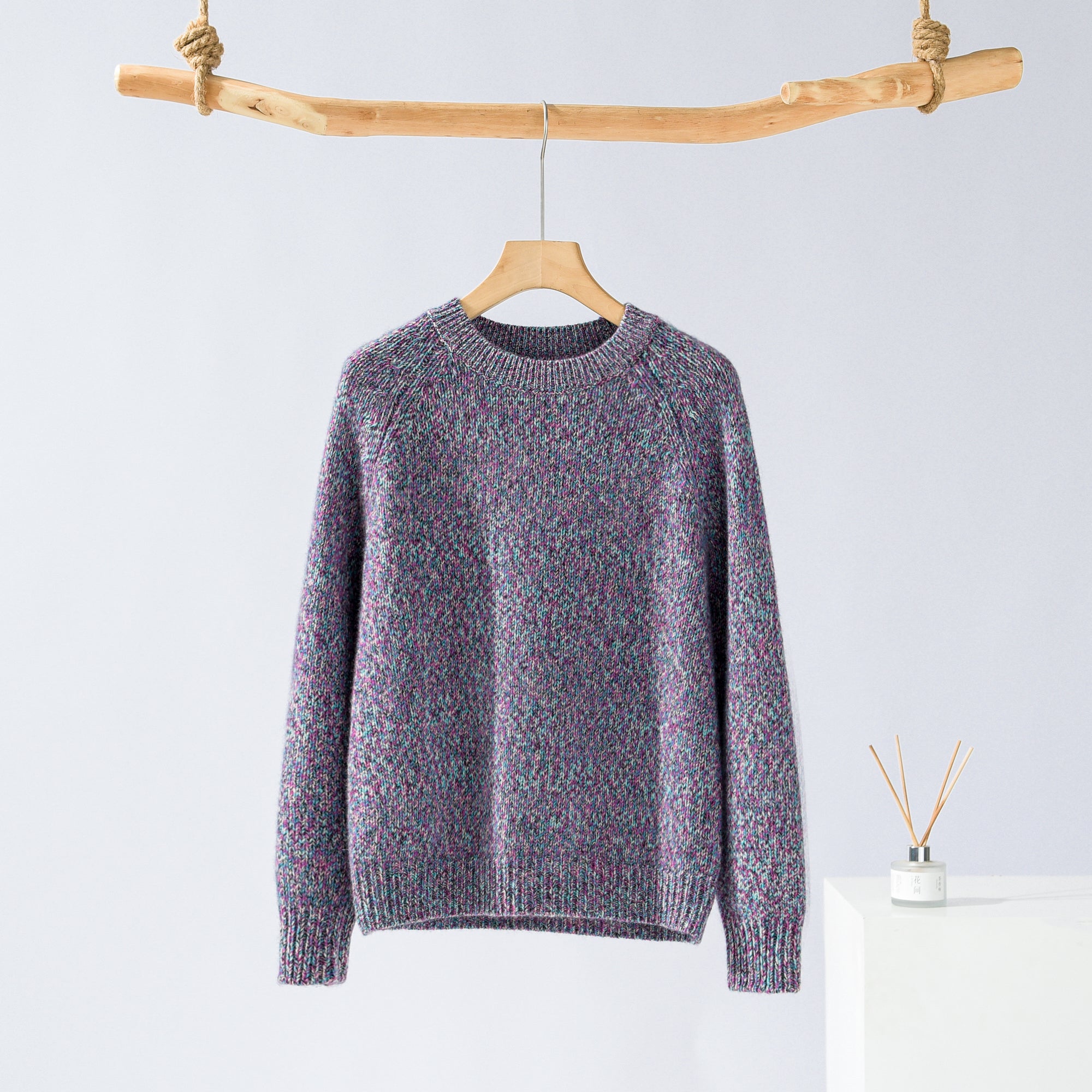 Round Neck Fancy Yarn Thick Pullover