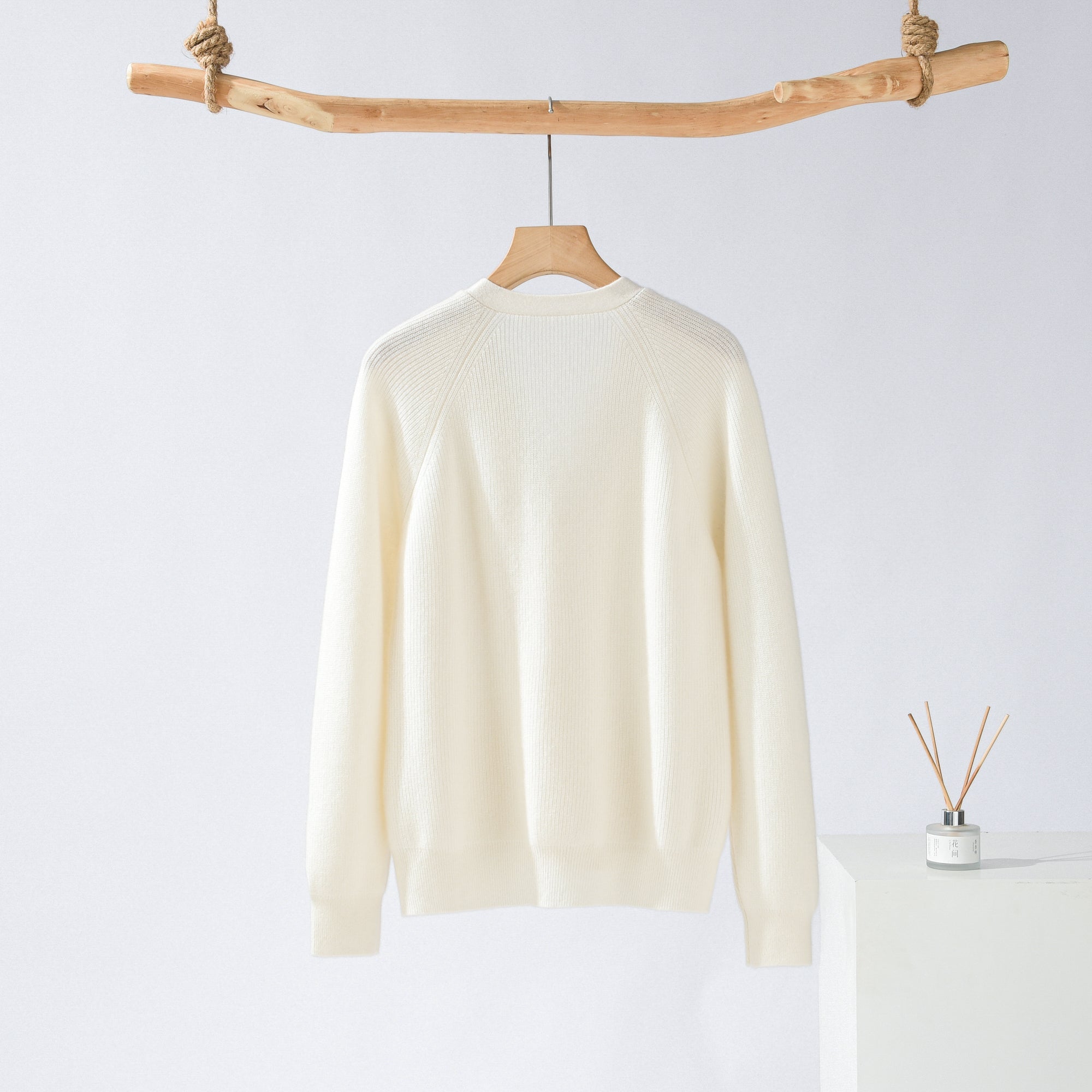 V-Neck Single-Breasted Cardigan