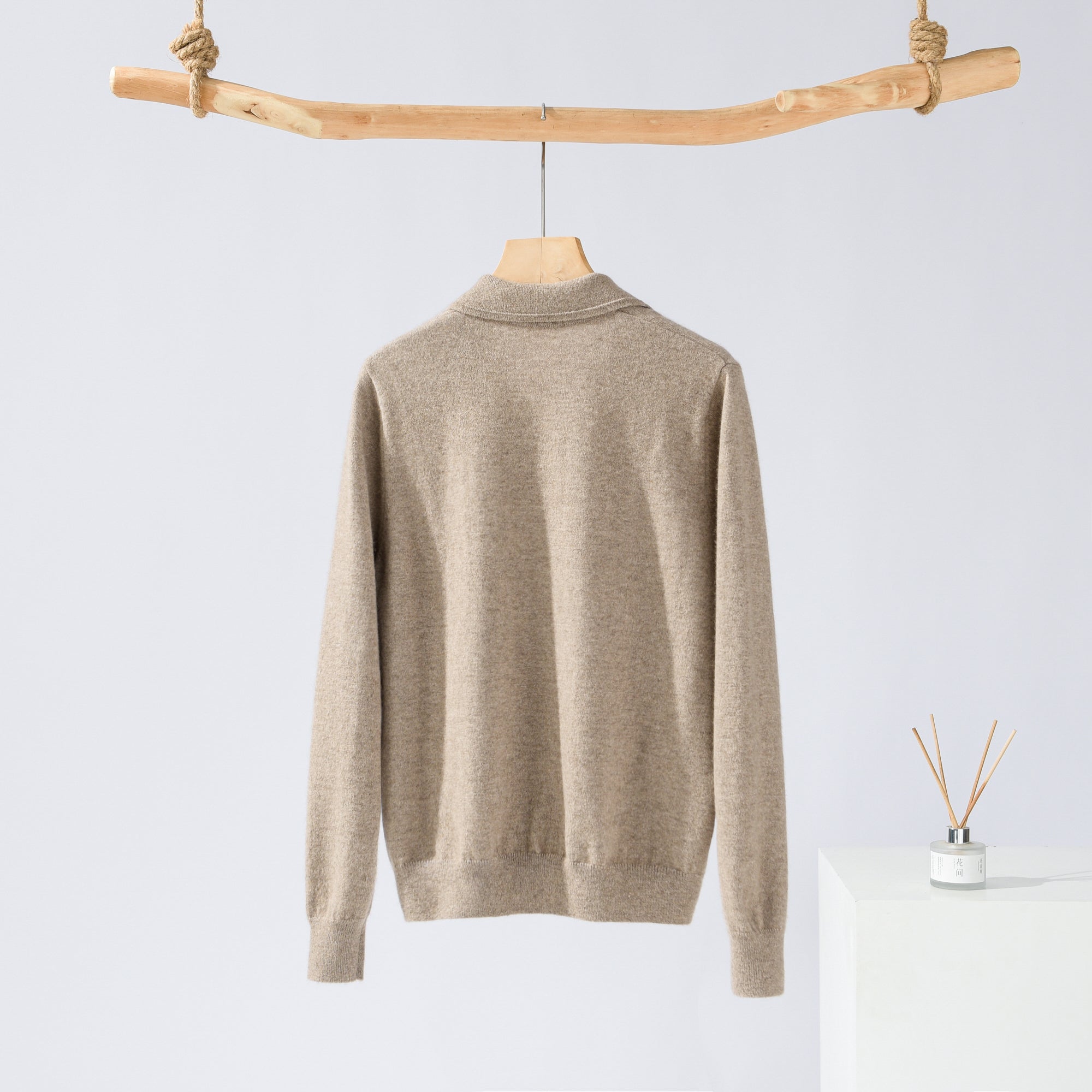 Small Lapel Pullover