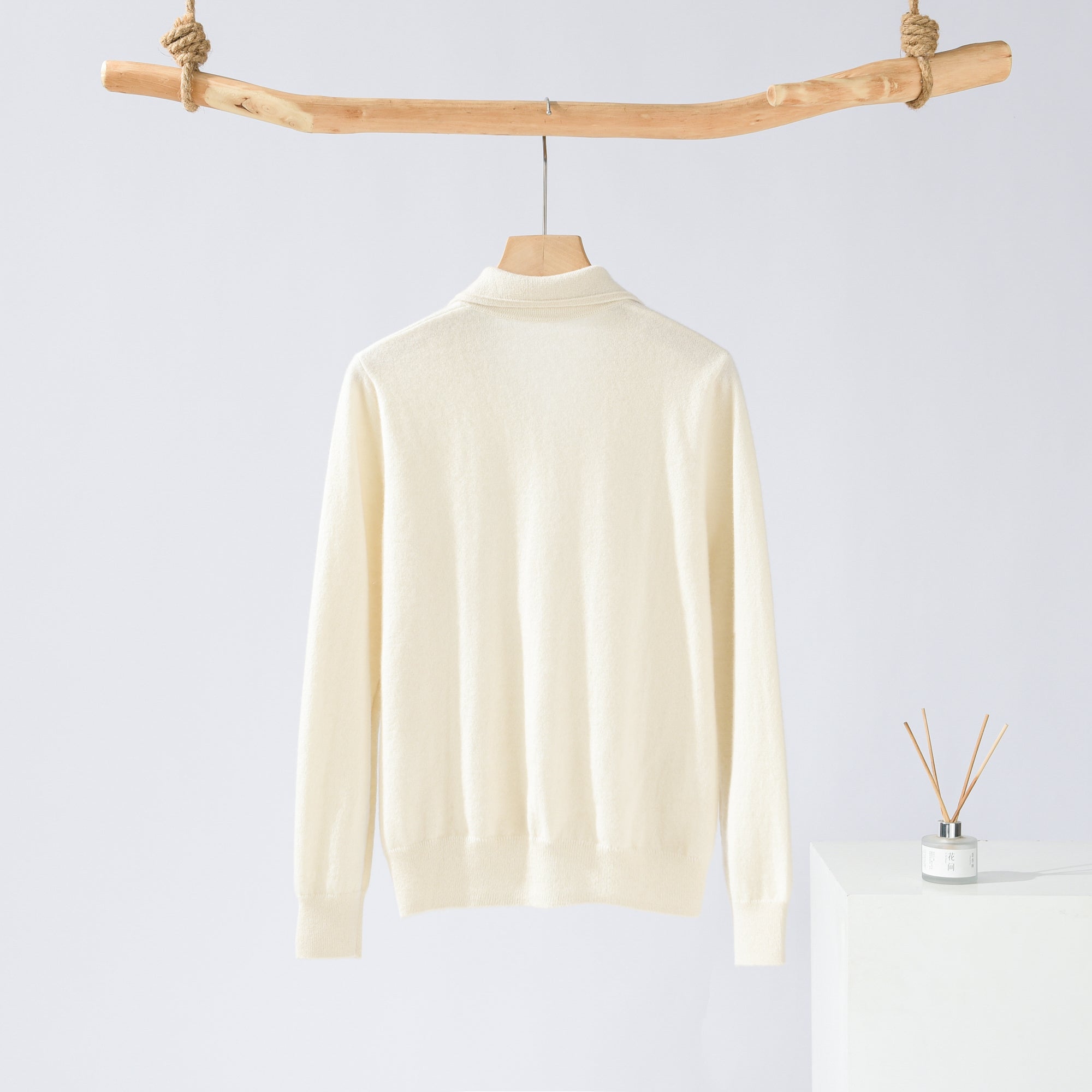 Small Lapel Pullover