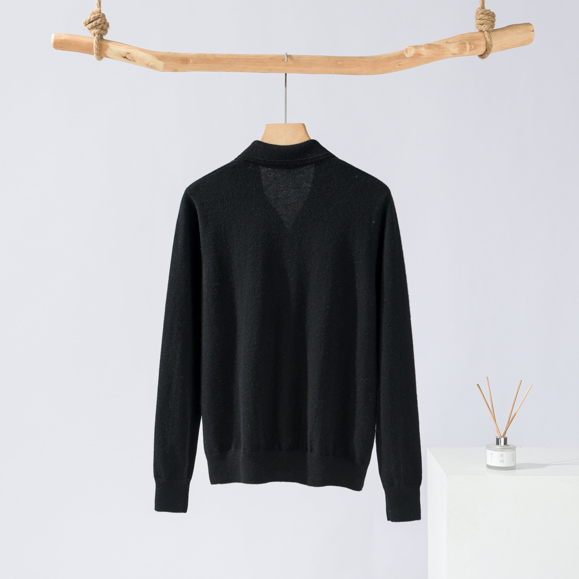 Small Lapel Pullover