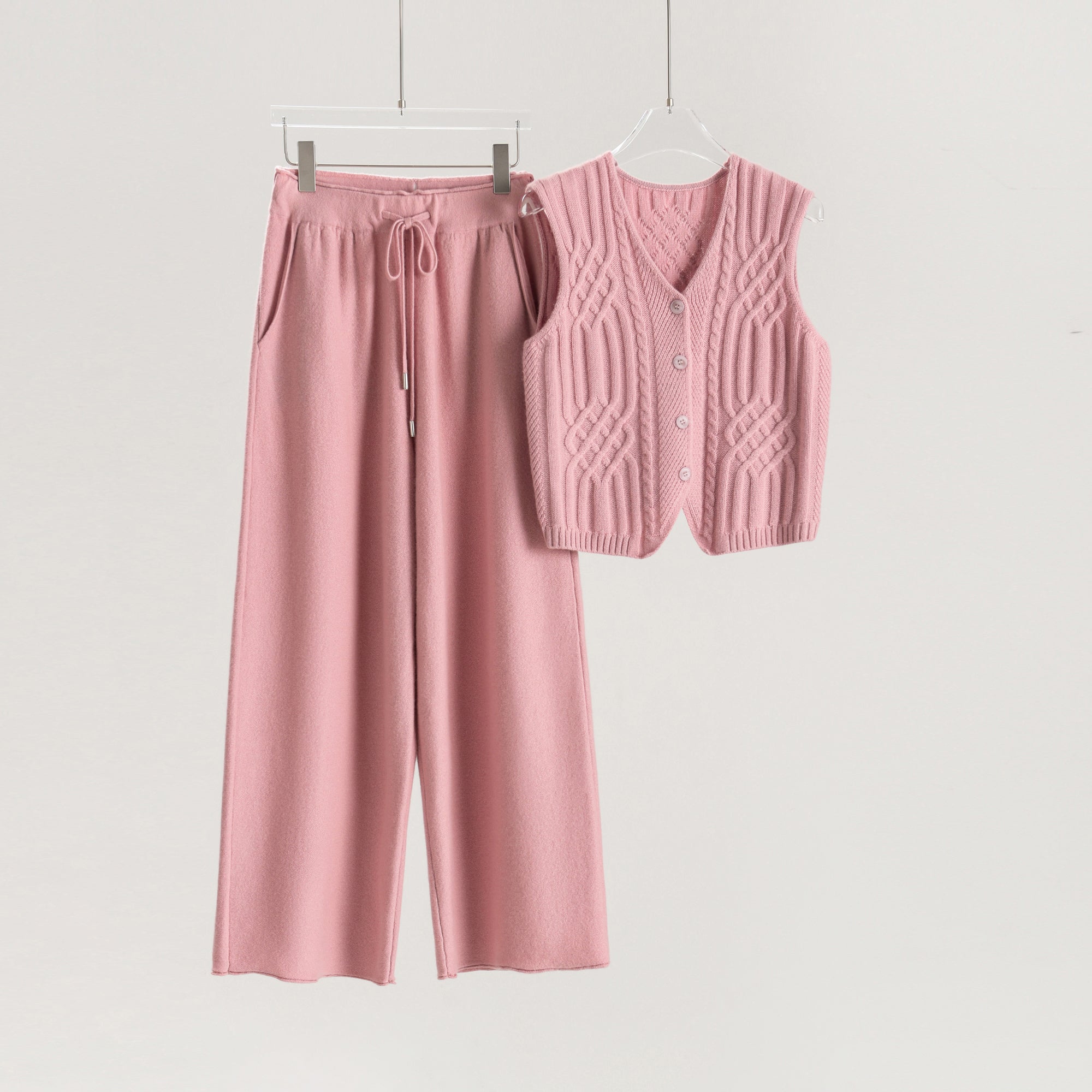 V-neck Floral Vest Banana Pants