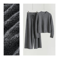Round Neck Floral Pullover And Pants