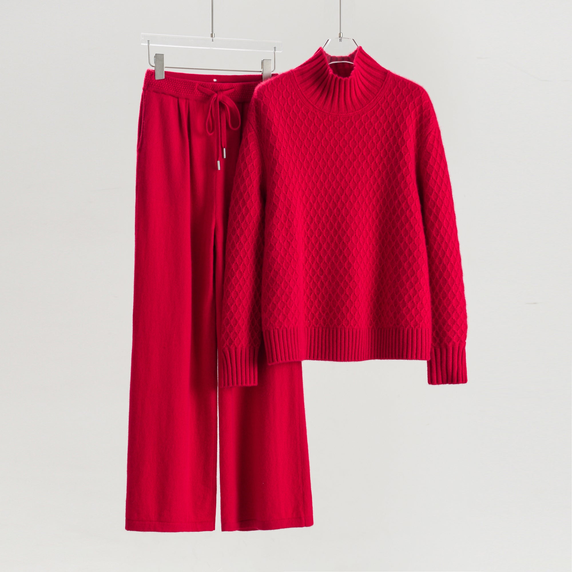 Turtleneck Sweater with Floral Pattern and Single-Sided Casual Pants
