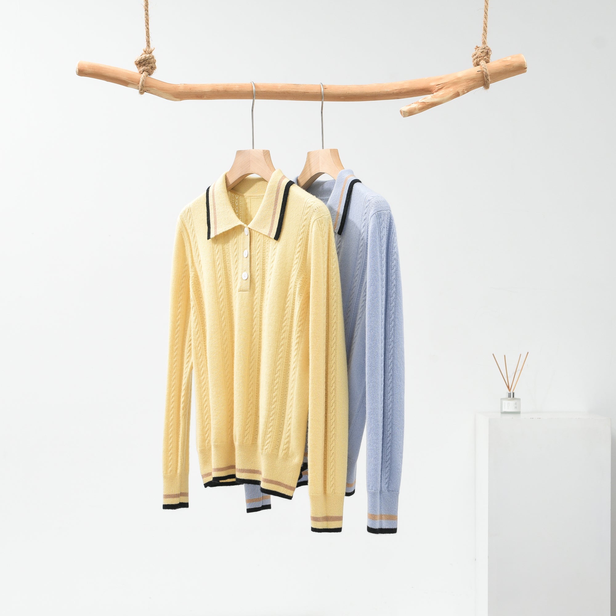 T-shirt Collar Cable-knit Sweatshirt