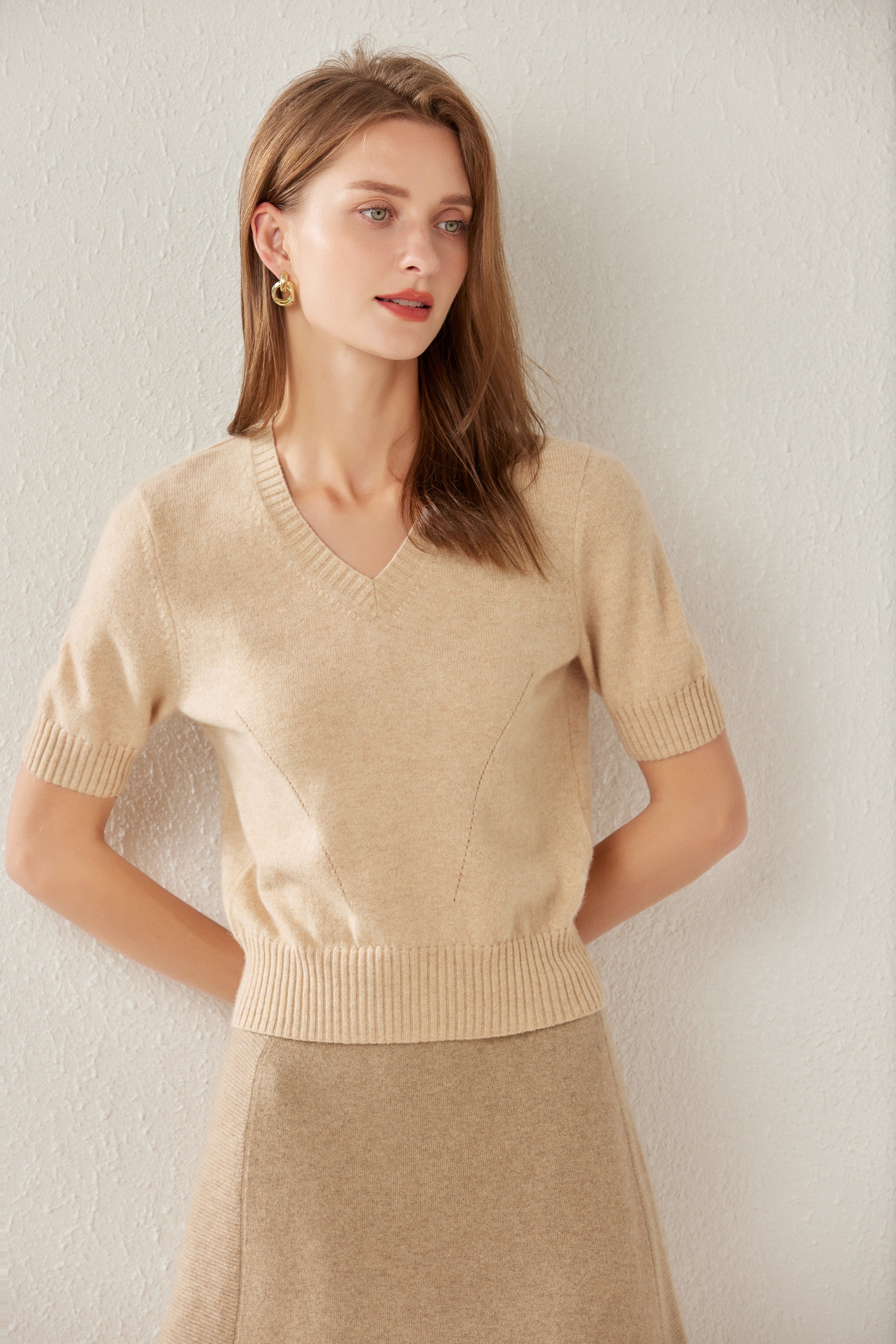 V-neck Short-sleeved Sweater Wide-leg Pants Suit